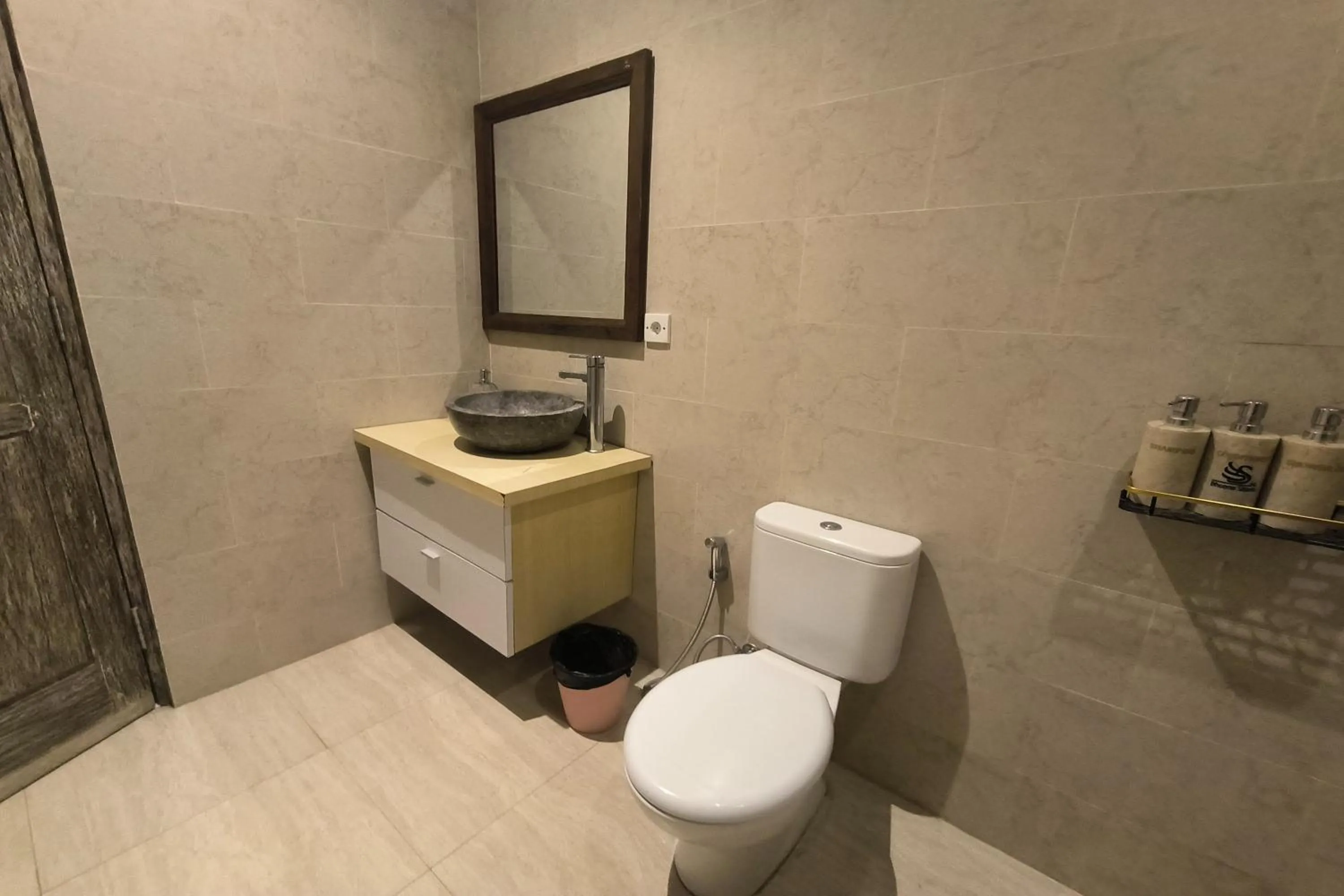 Toilet in Bhuana Shanti Homestay Ubud