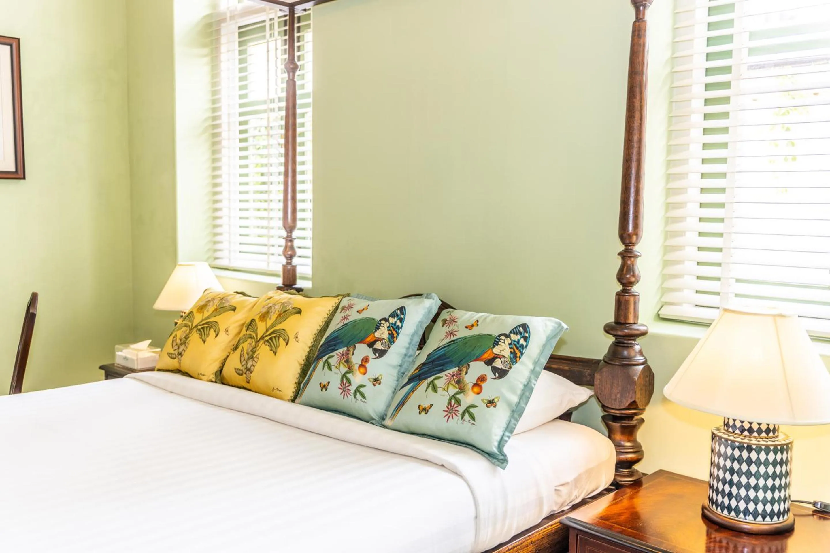 Bed in Baan 2459 Heritage House