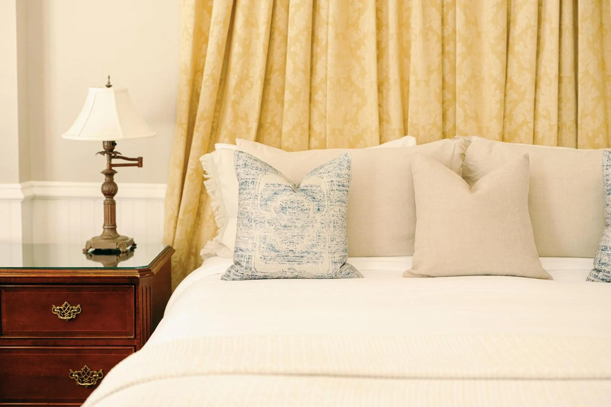 Bed in Napa River Inn