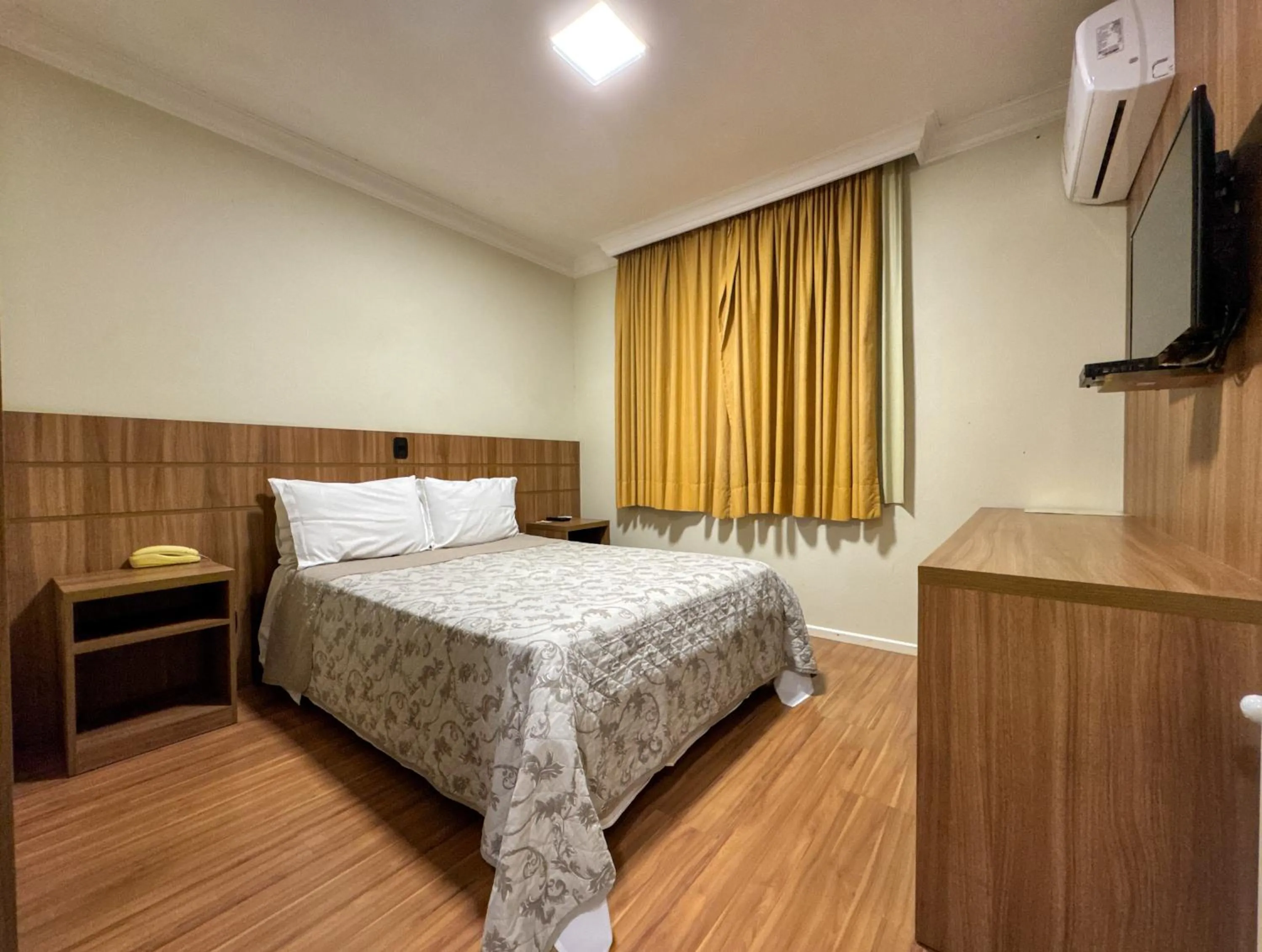 Bedroom, Bed in Pousada Serra Valle