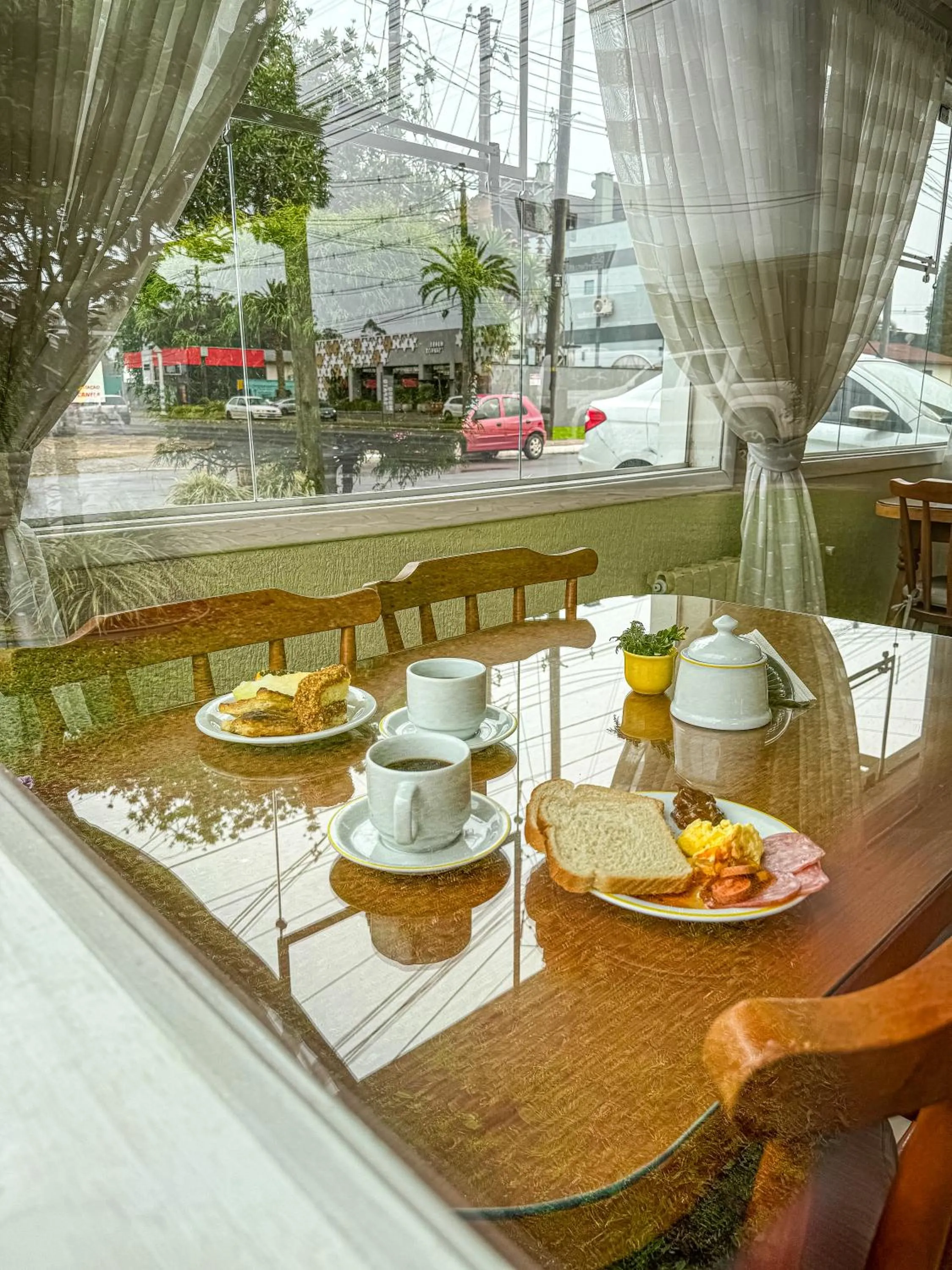 Breakfast in Pousada Serra Valle