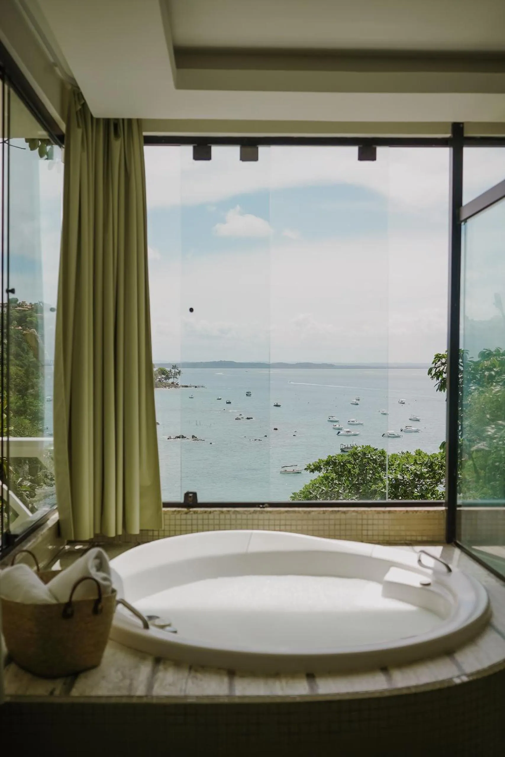 Hot Tub in Passárgada Pousada