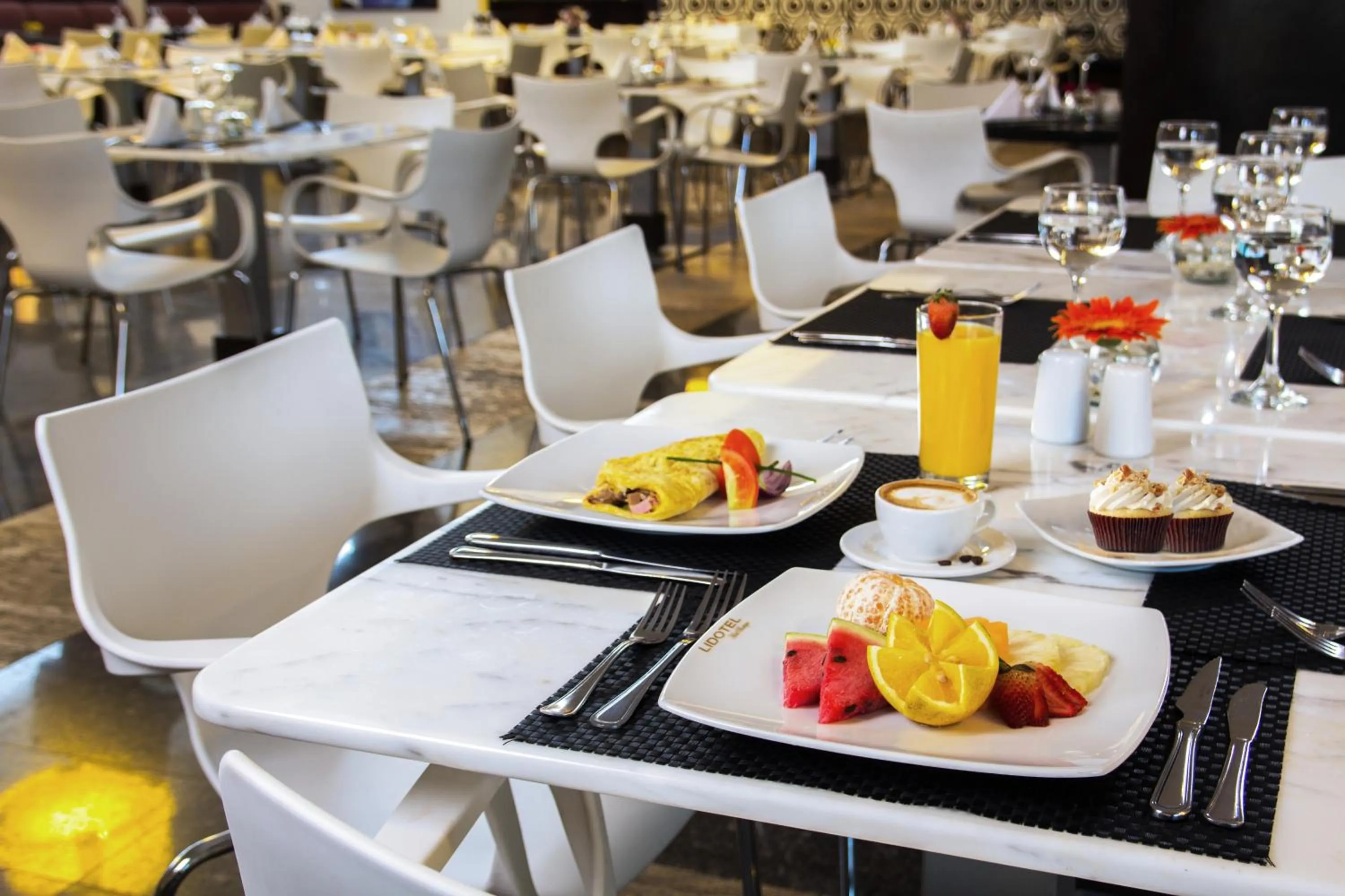 Restaurant/places to eat in Lidotel Margarita