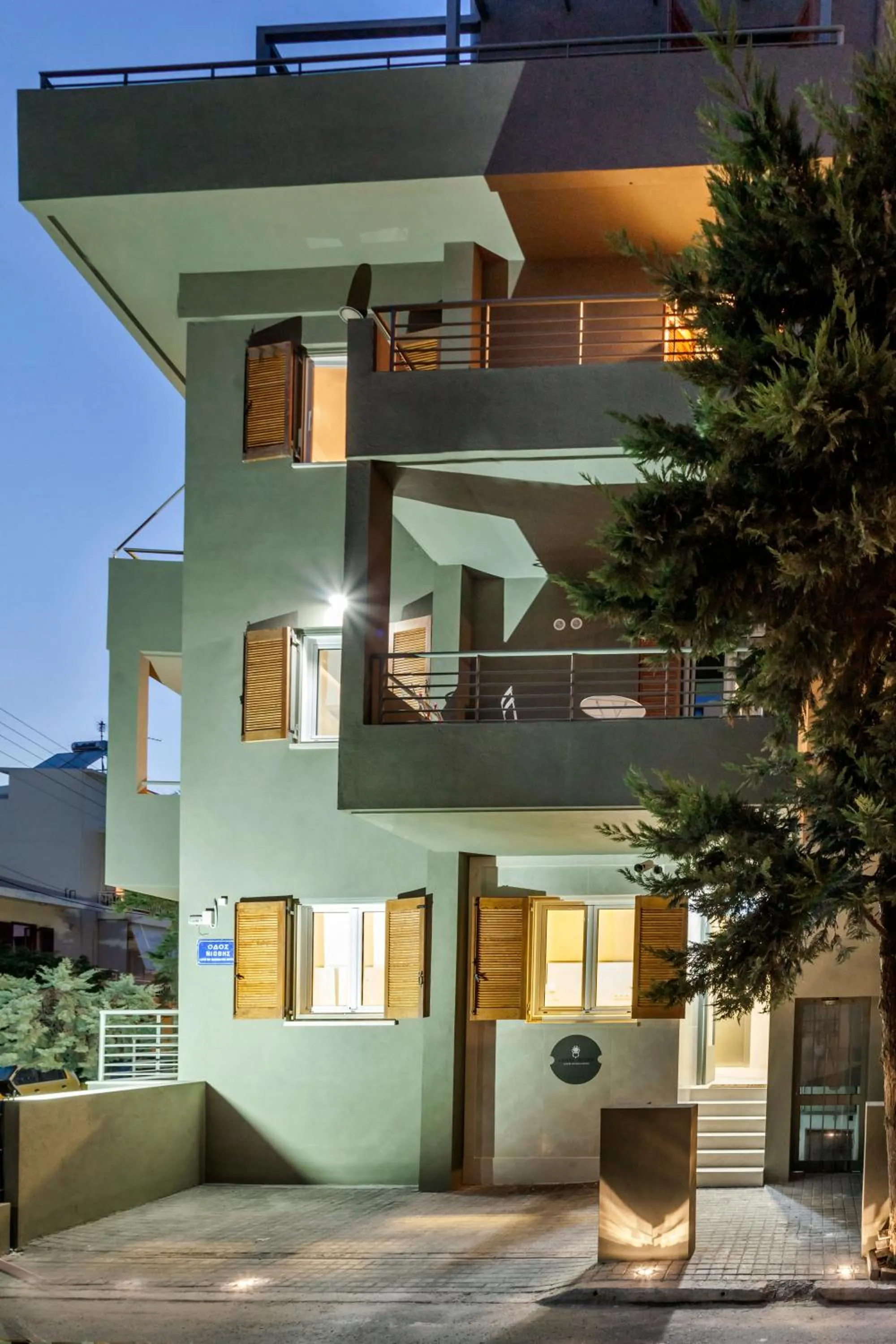 Facade/entrance in Candia Studios & Rooms