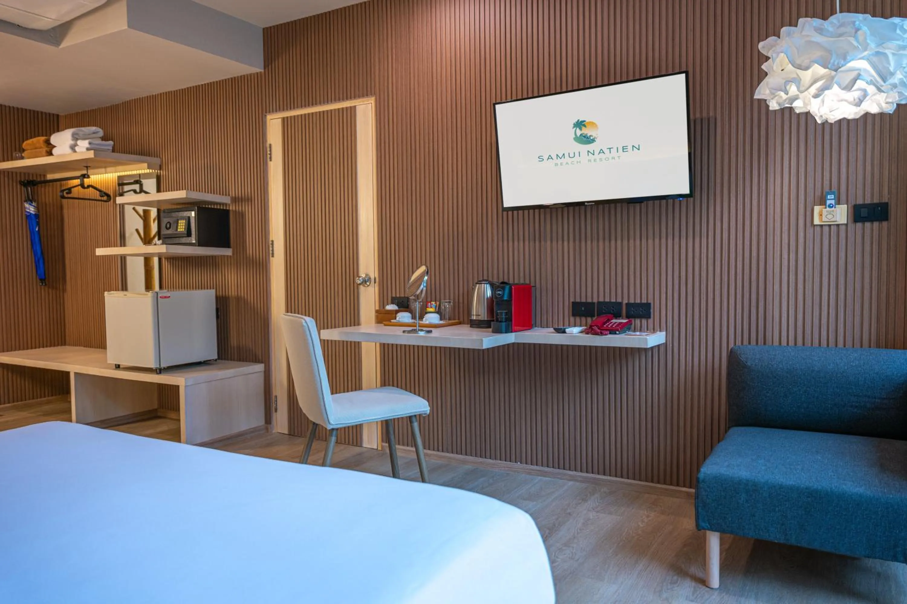 Coffee/tea facilities, Bed in Samui Natien Resort