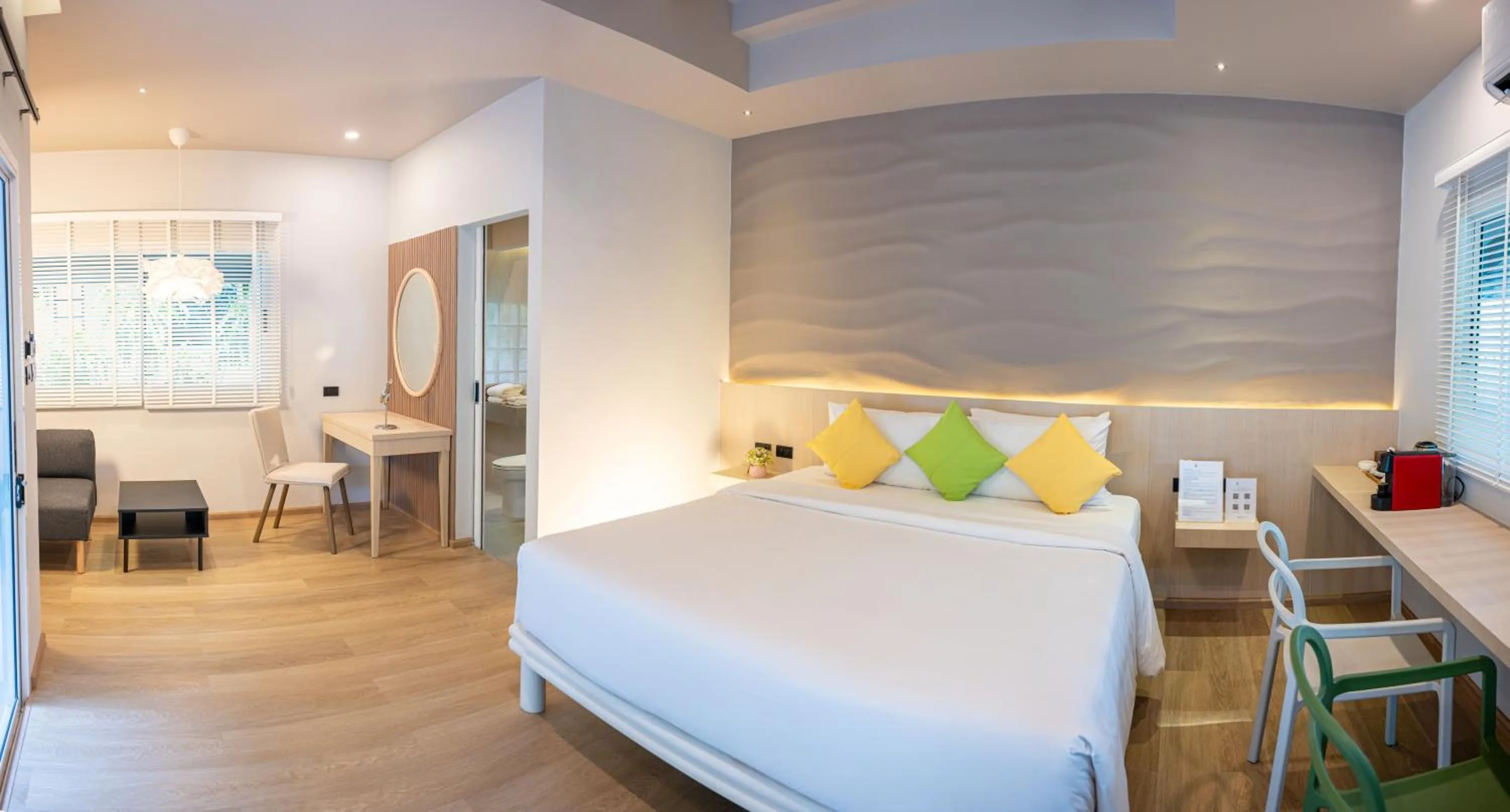 Bed in Samui Natien Resort