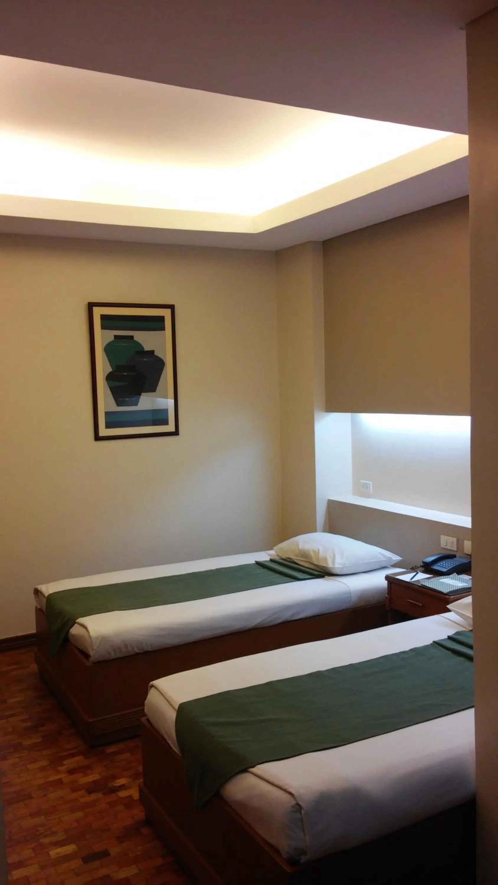 Bed in El Cielito Hotel - Baguio