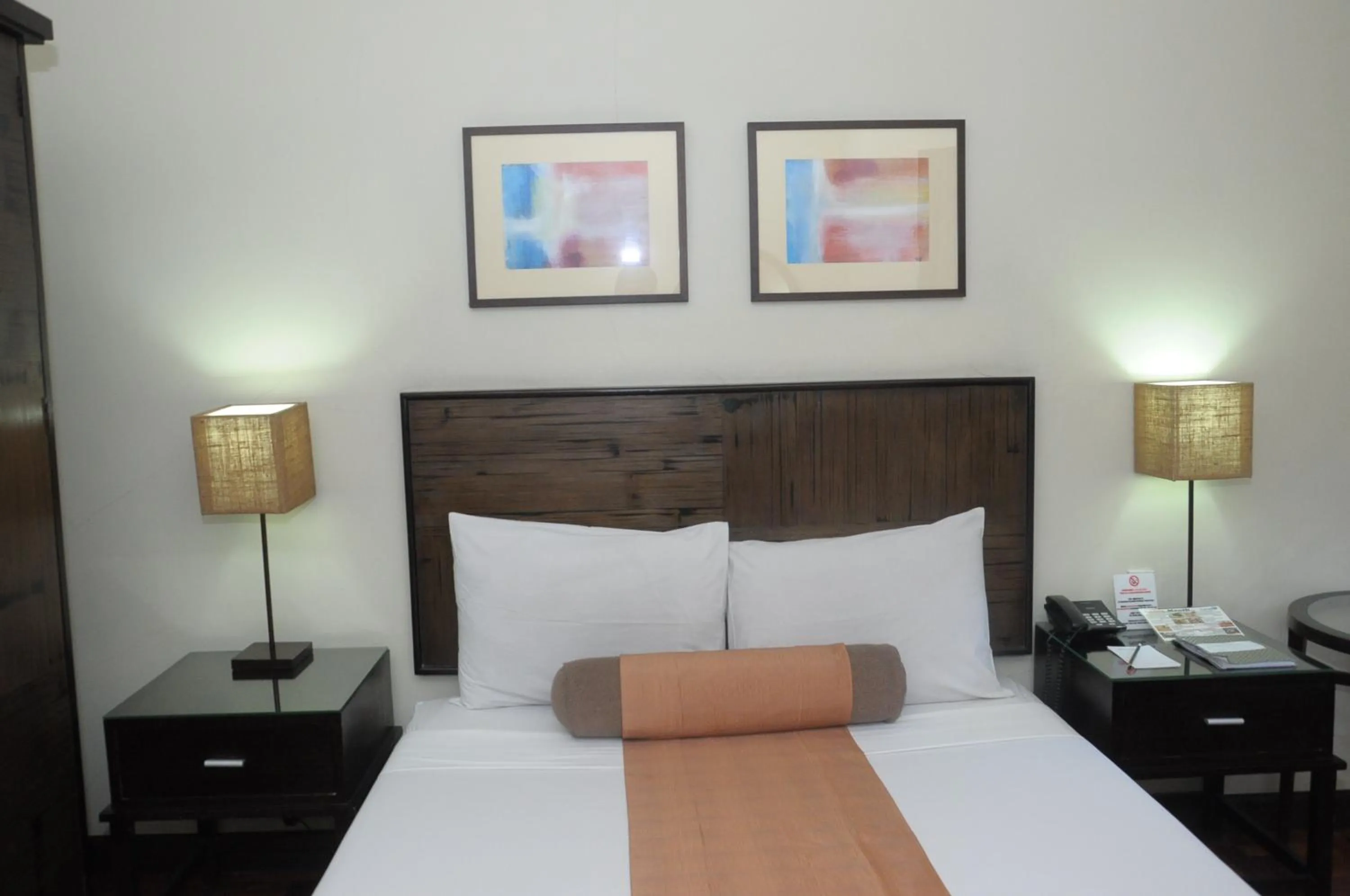 Bed in El Cielito Hotel - Baguio