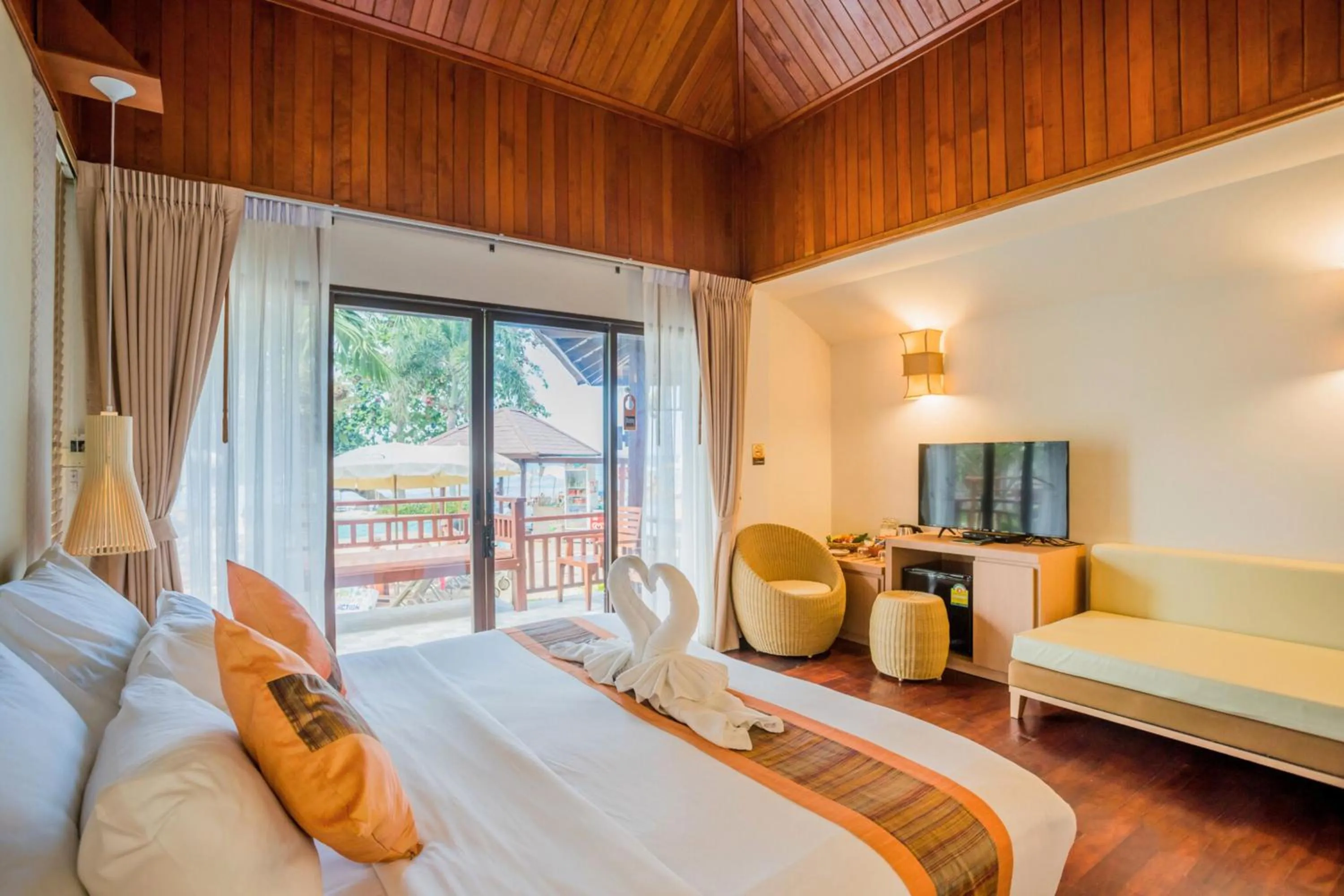 Bed in Kacha Resort & Spa, Koh Chang