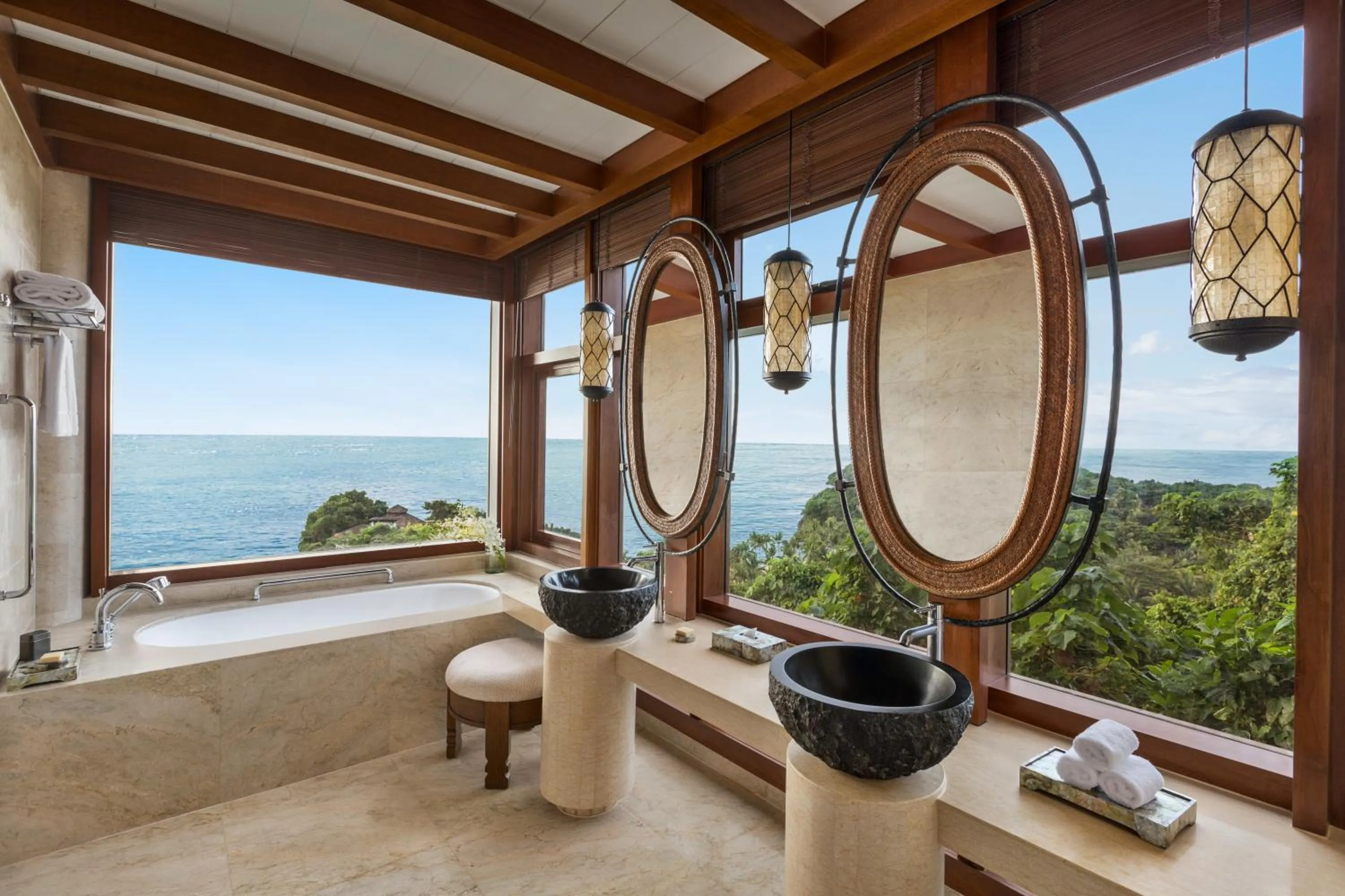 Bathroom in Shangri-La Boracay