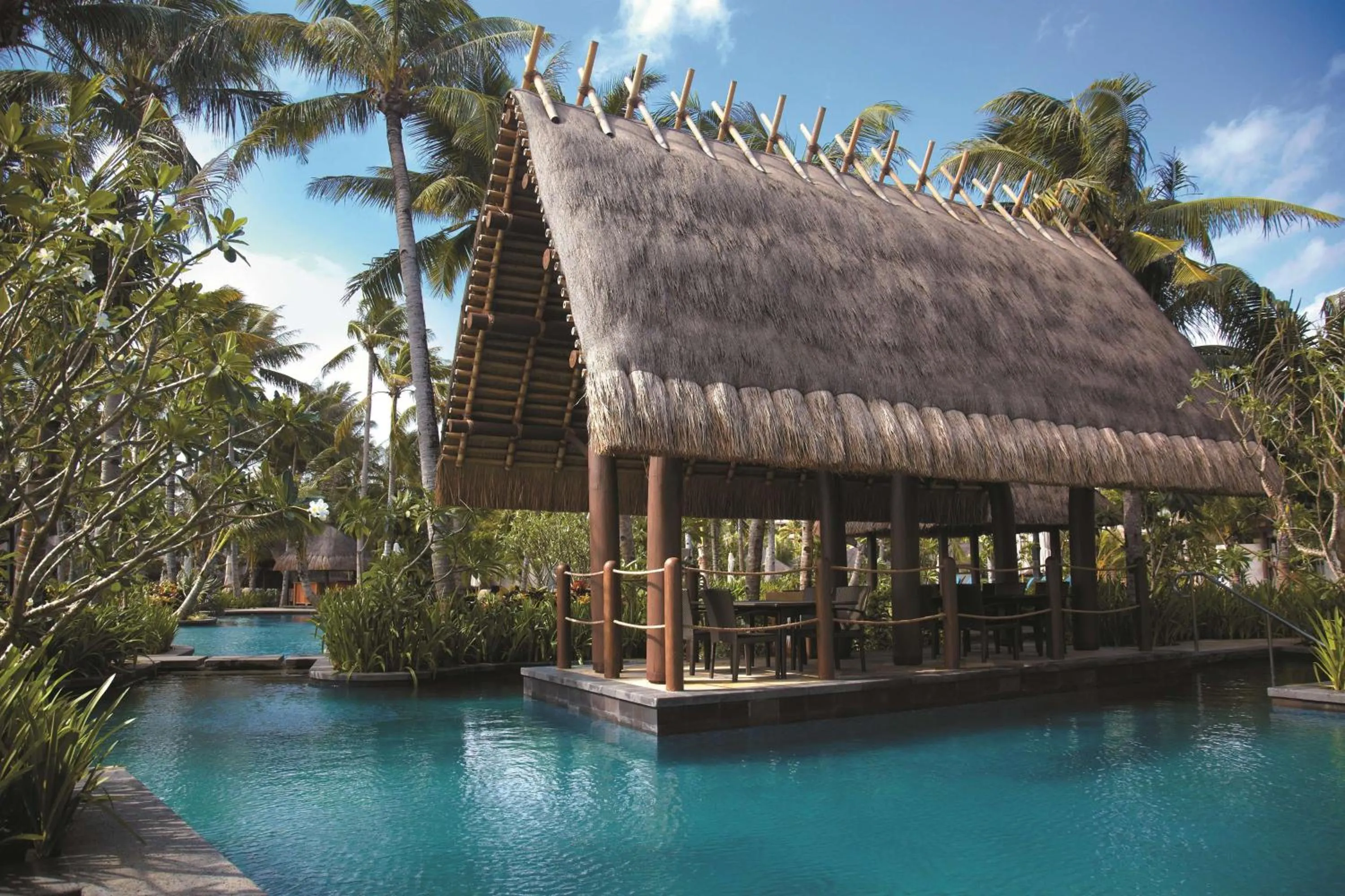 Restaurant/places to eat in Shangri-La Boracay