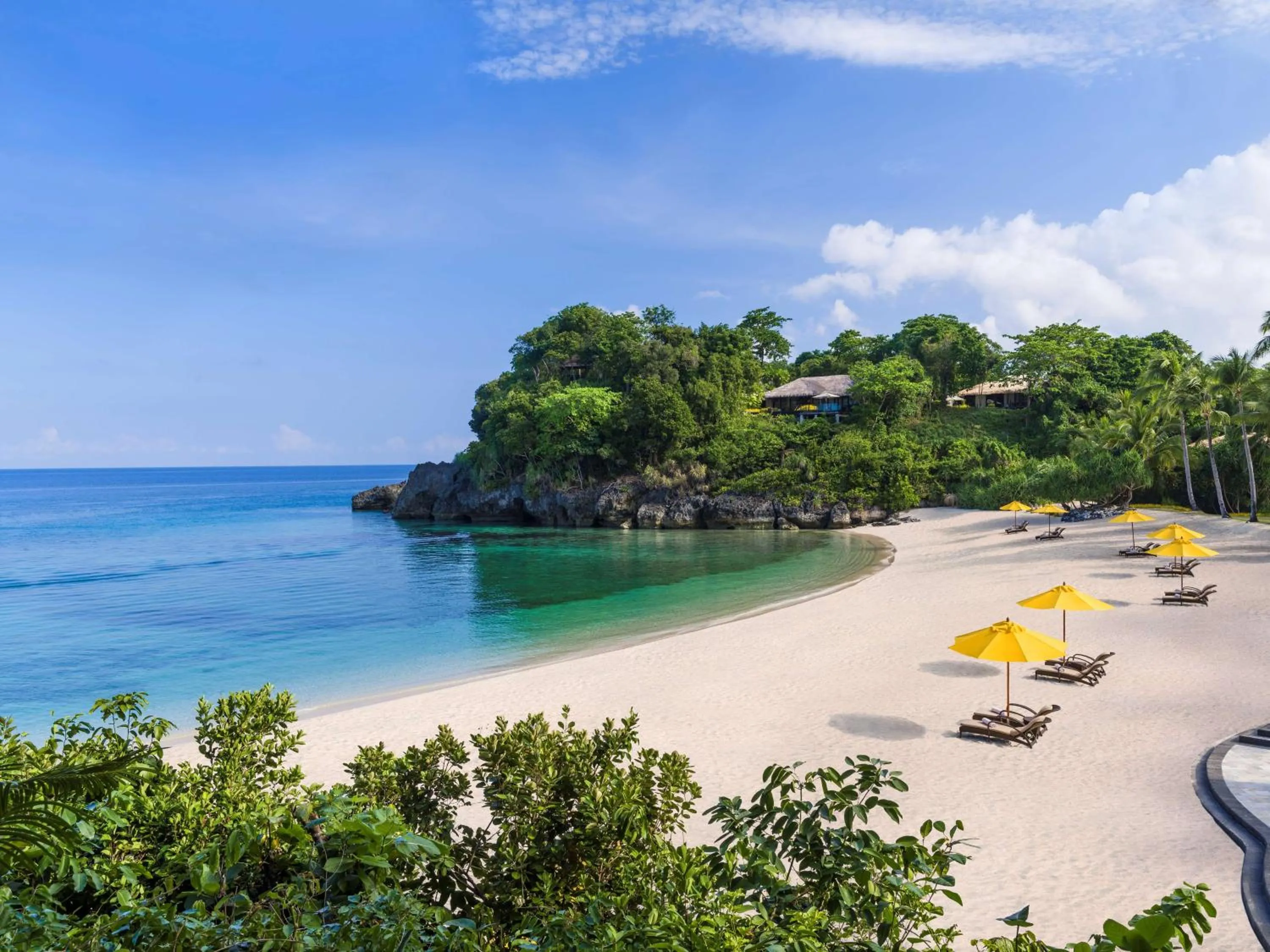 Beach in Shangri-La Boracay