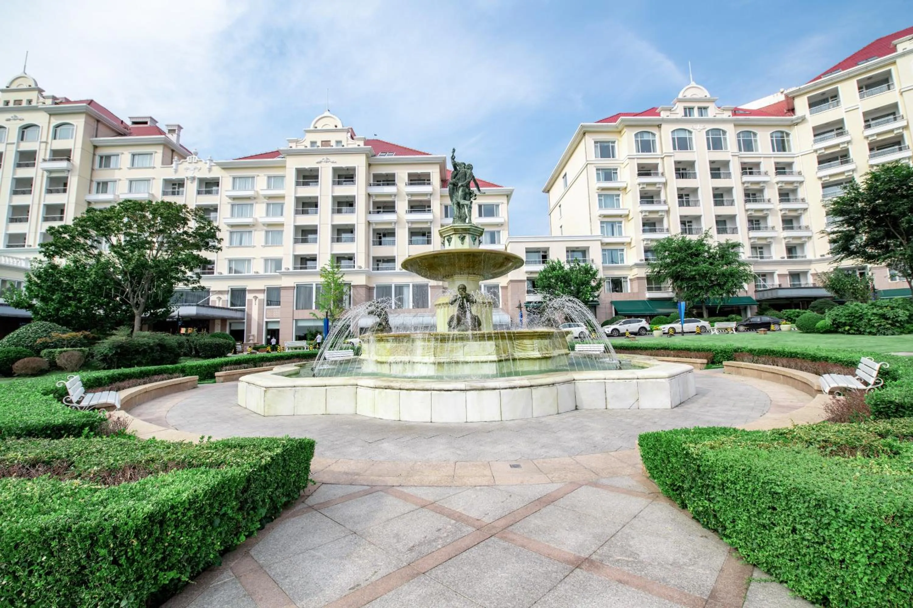 Qingdao Seaview Garden Hotel