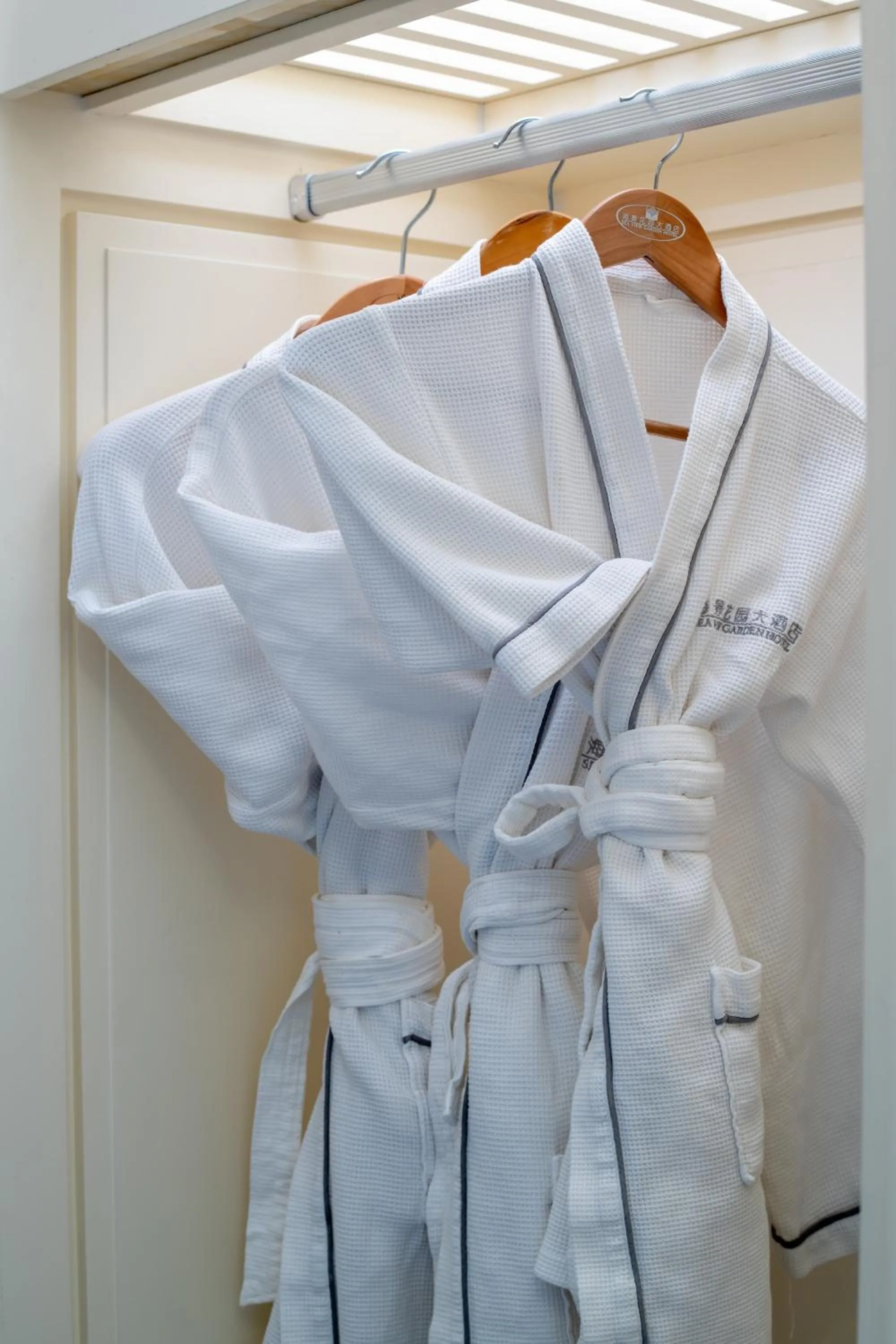 Qingdao Seaview Garden Hotel