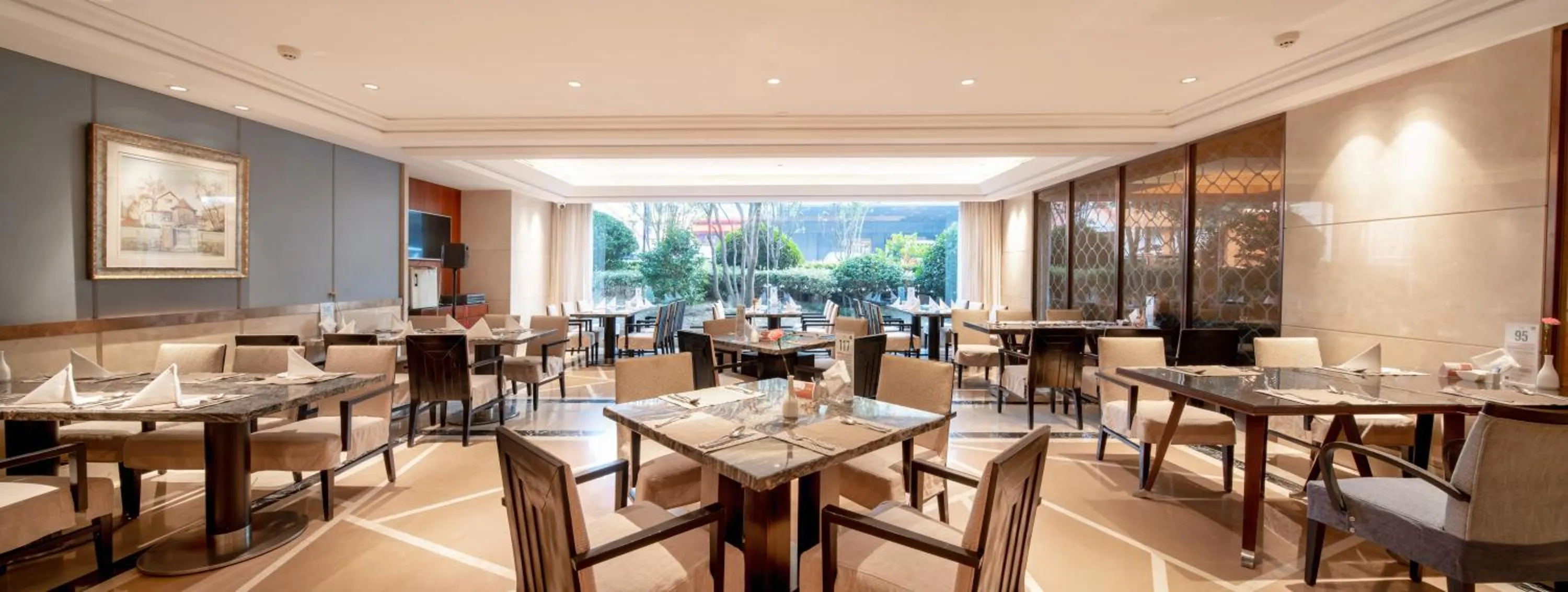 Qingdao Seaview Garden Hotel