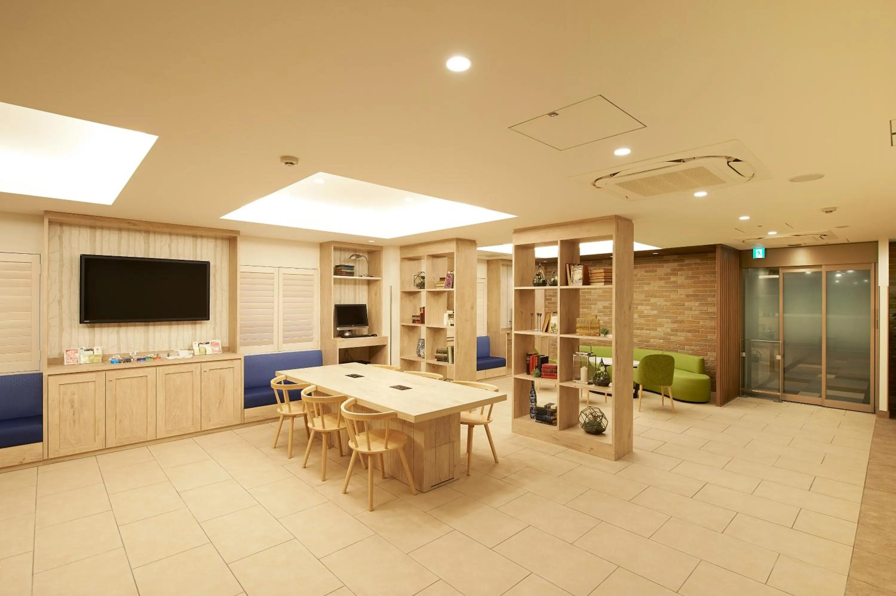 Lobby or reception in Sotetsu Fresa Inn Ginza Sanchome