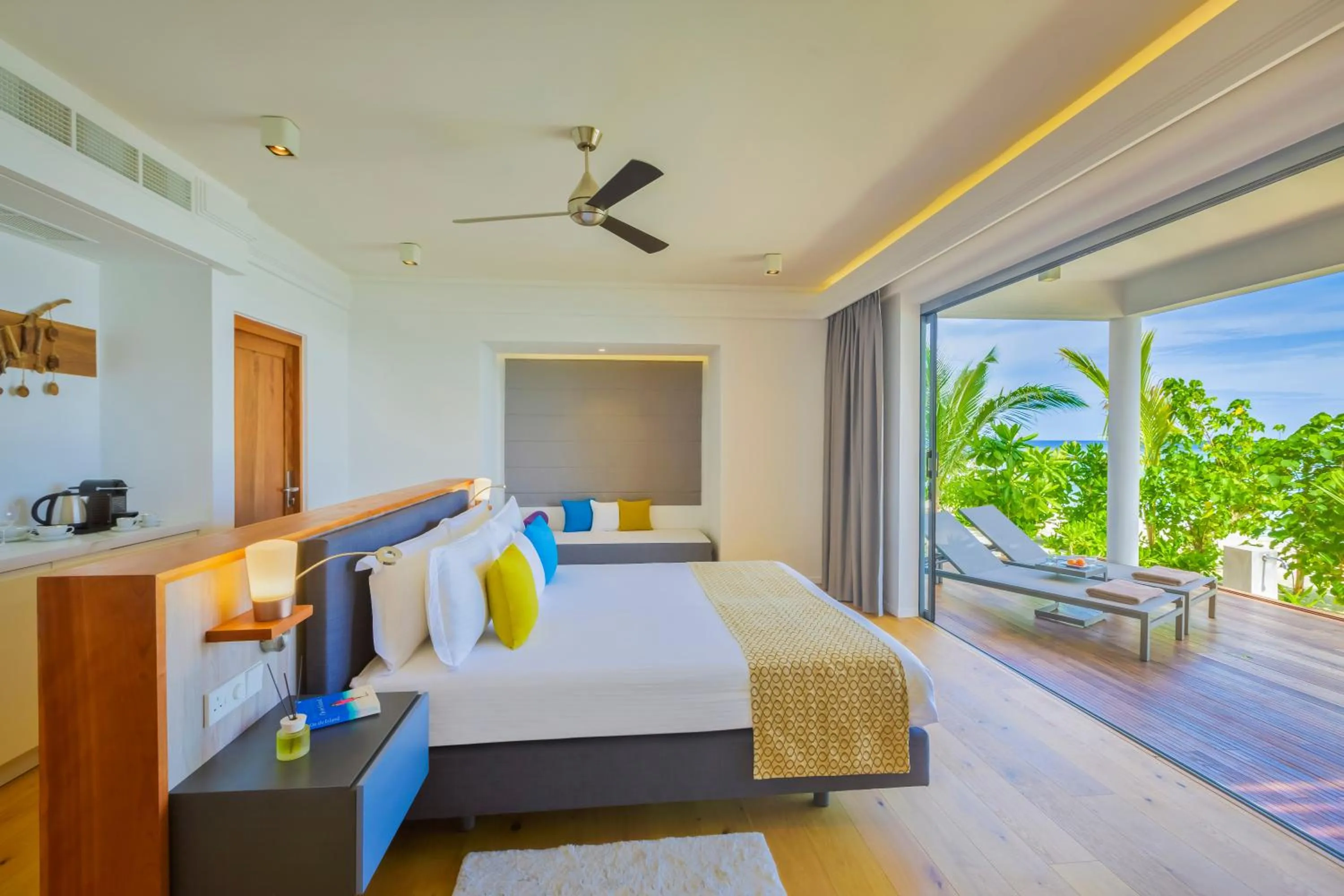 Bedroom, Bed in Kuramathi Maldives