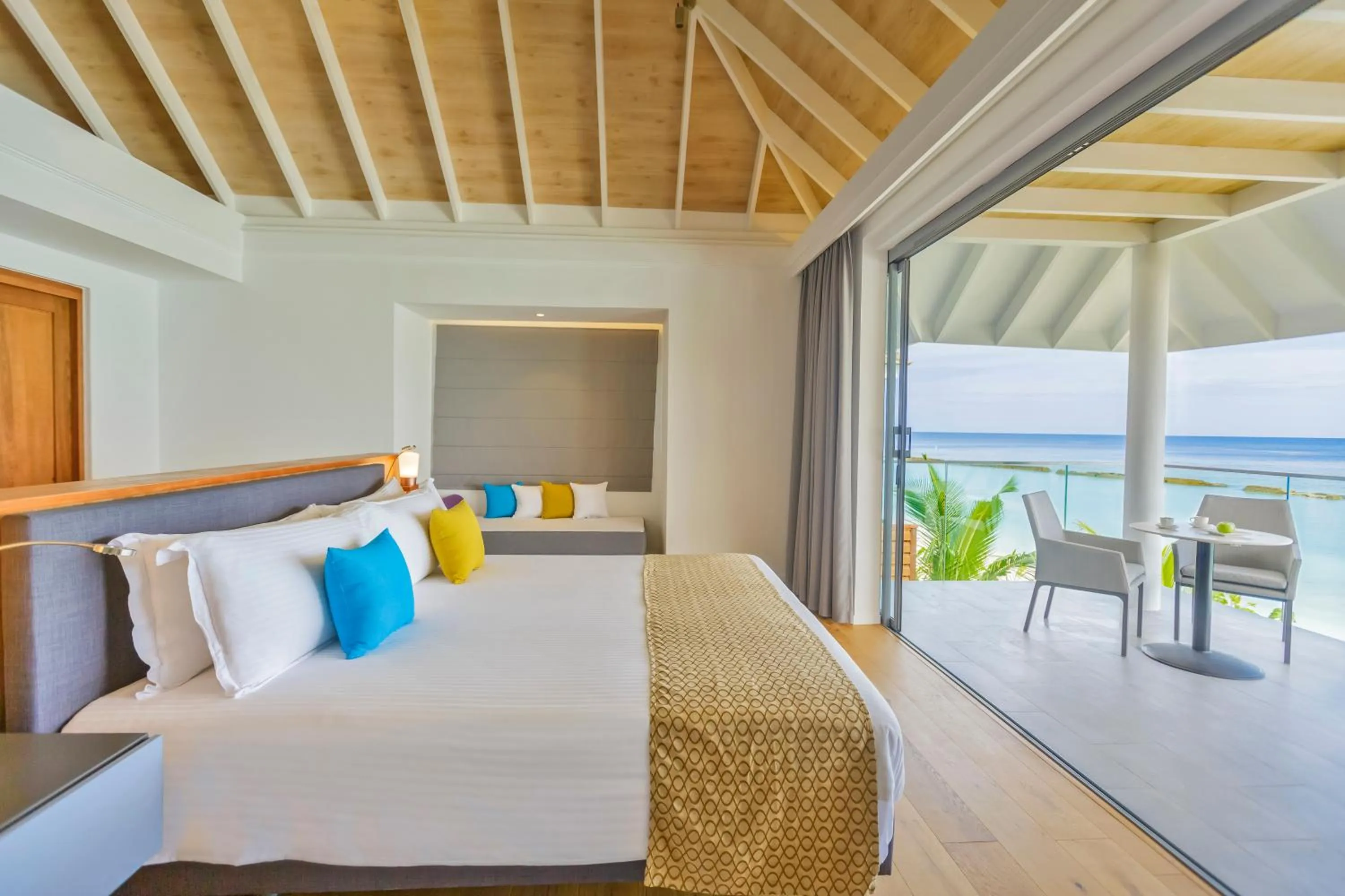 View (from property/room), Bed in Kuramathi Maldives