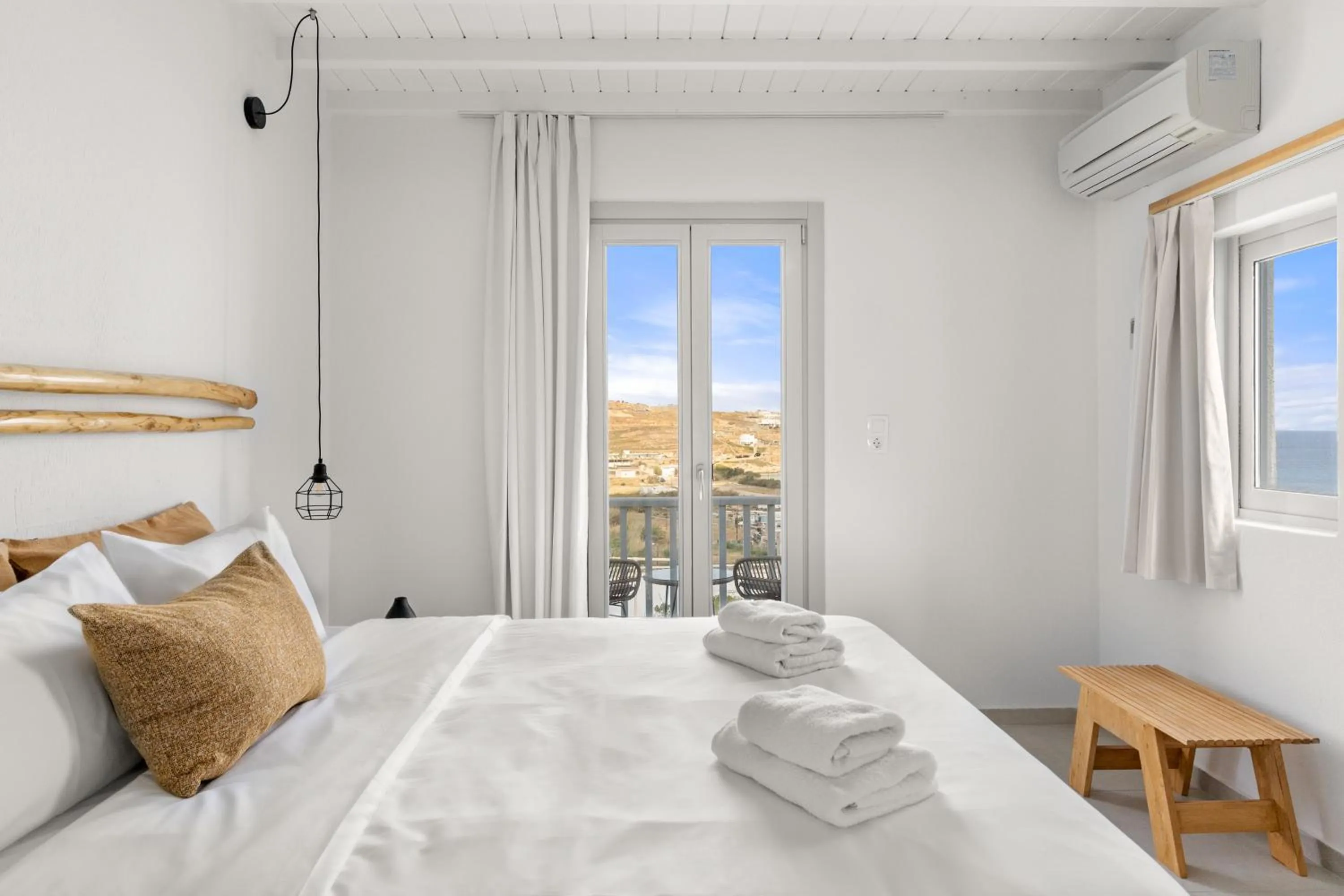 Bedroom, Bed in Penelope Village