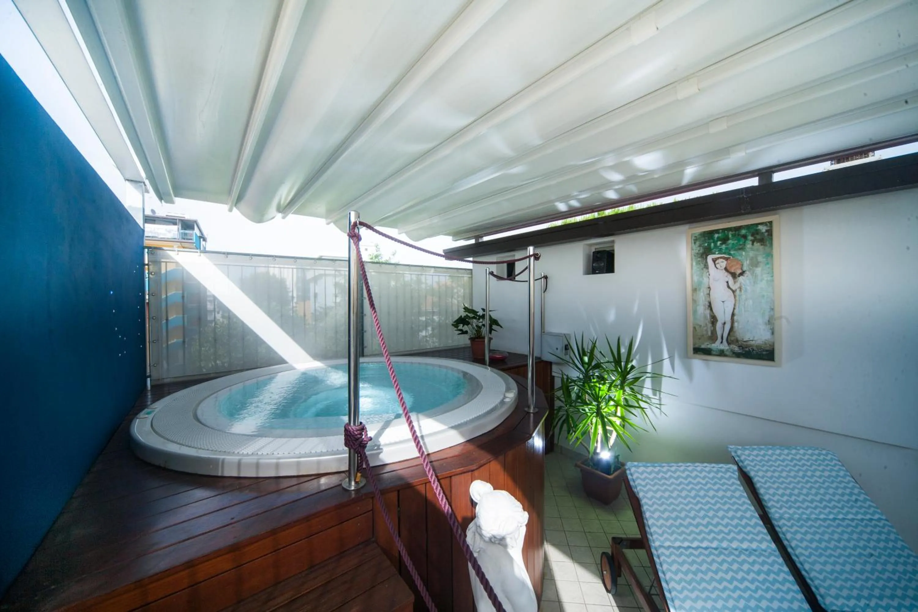 Hot Tub in Hotel Erika