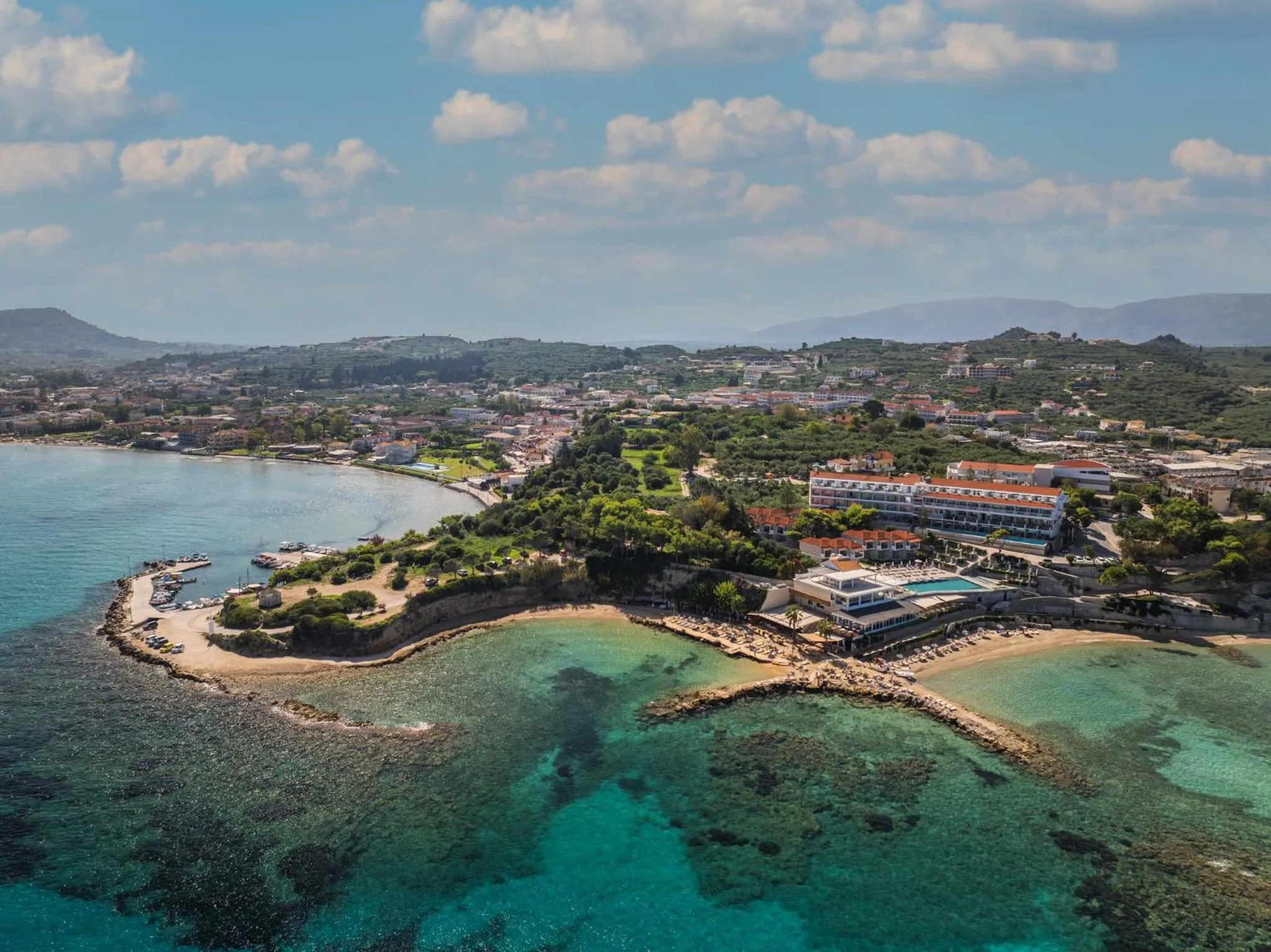 Property building in Alexandra Beach Resort & Spa