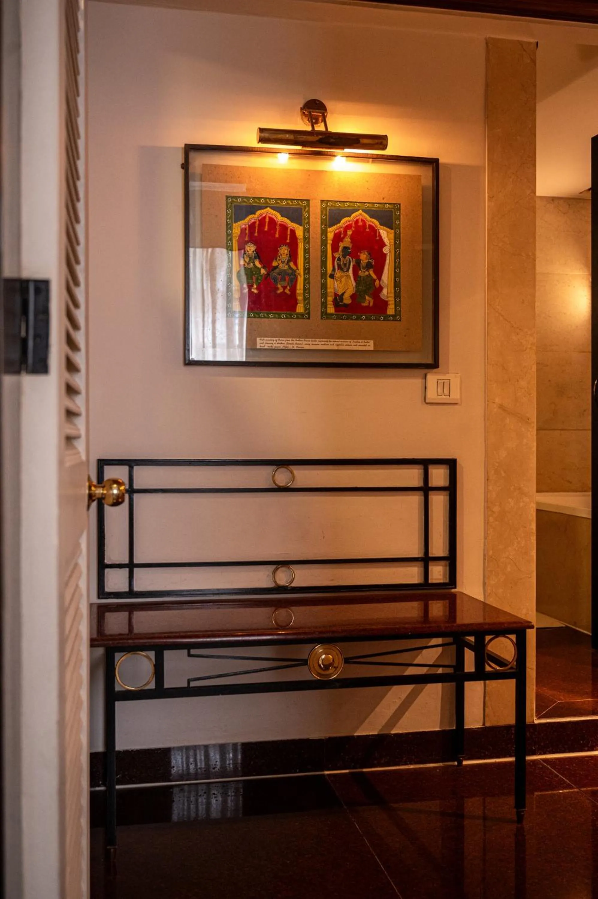 Seating area, Bed in The Park Kolkata