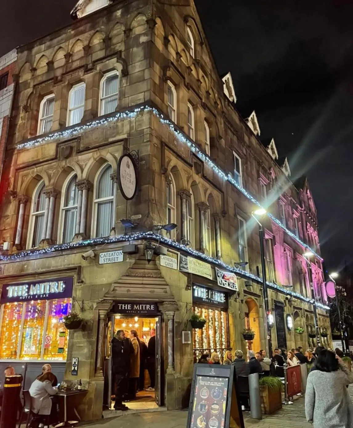 Lounge or bar in Mitre Hotel Manchester City Centre