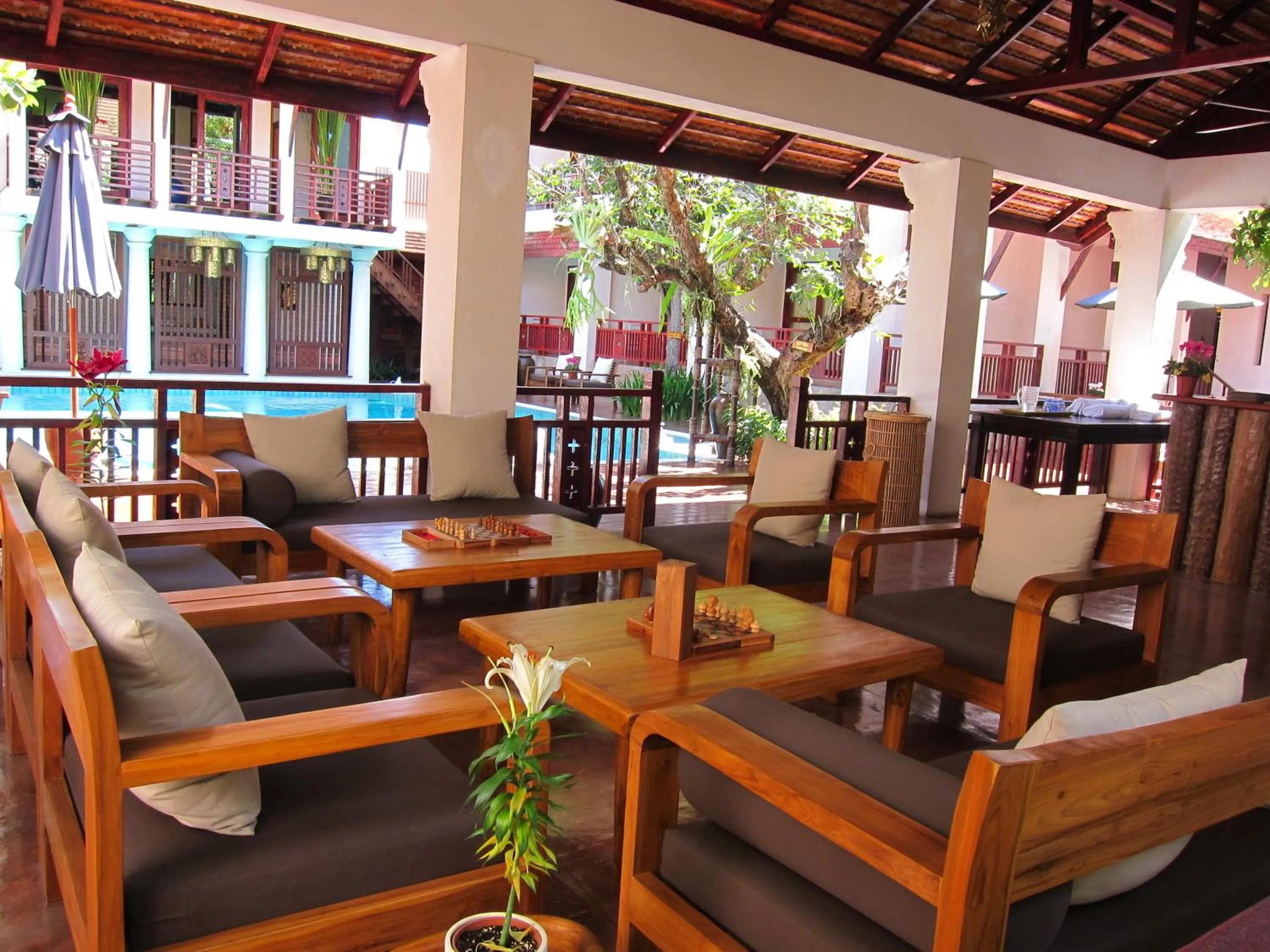 Lounge or bar in The Rim Chiang Mai