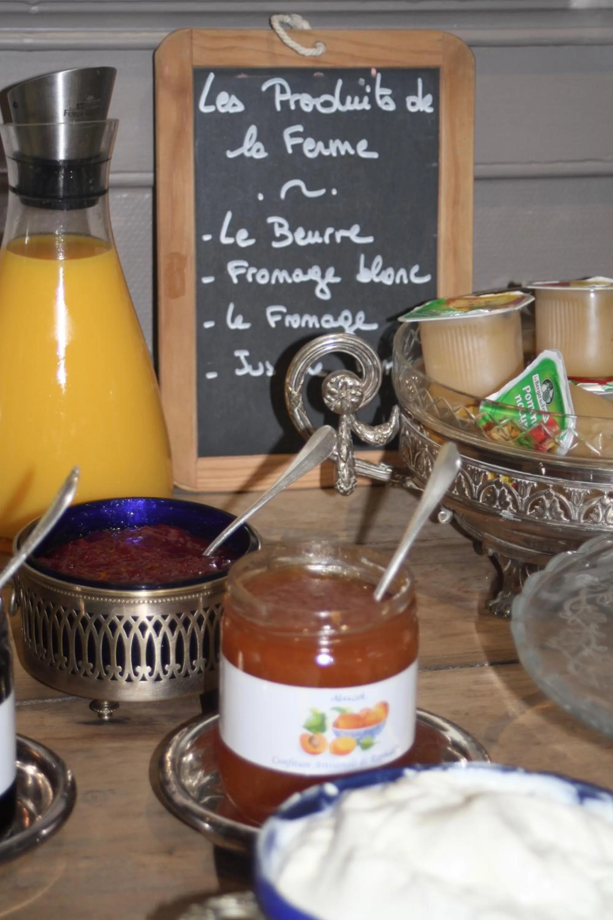 Food in La Maison de la Plage