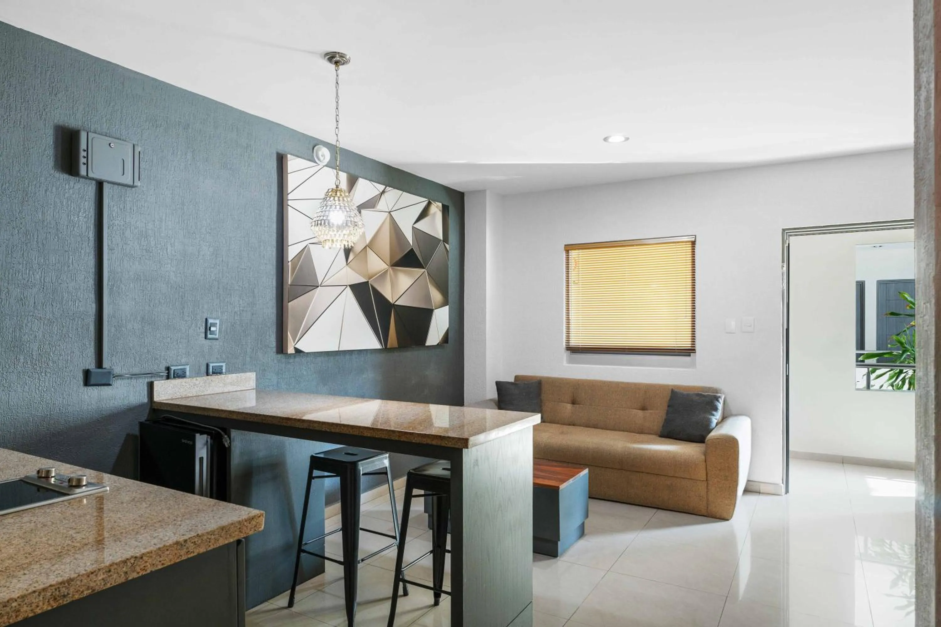 Kitchen or kitchenette in Homesuites Zaragoza