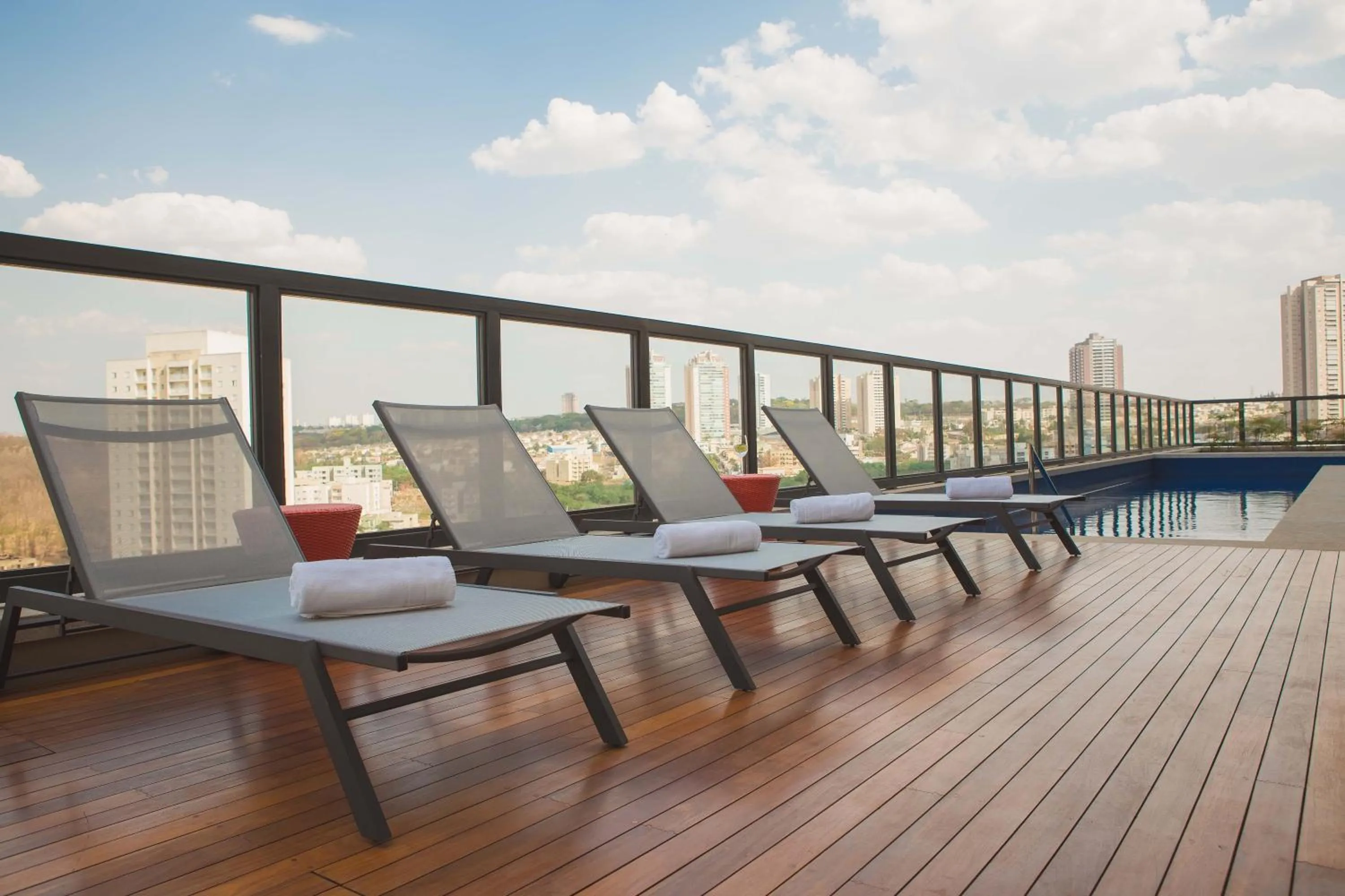Balcony/Terrace in Wyndham Garden Ribeirão Preto Convention