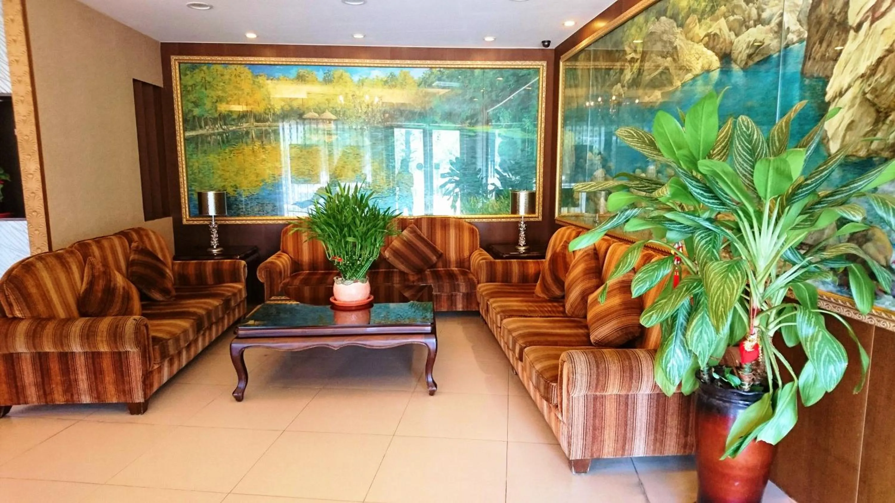 Lobby or reception in Metropolis Hotel