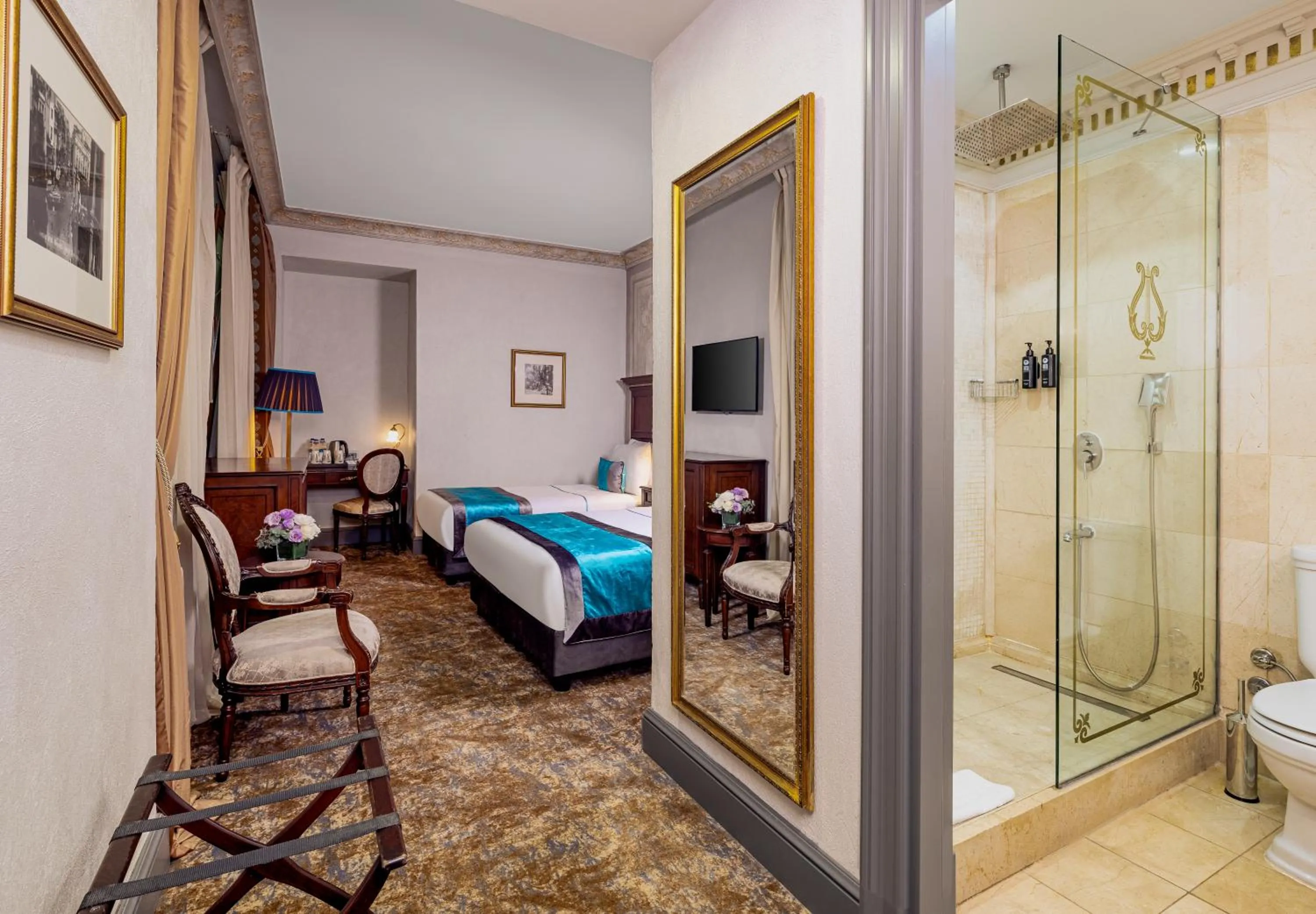 Bedroom in Palazzo Donizetti Hotel - Special Class