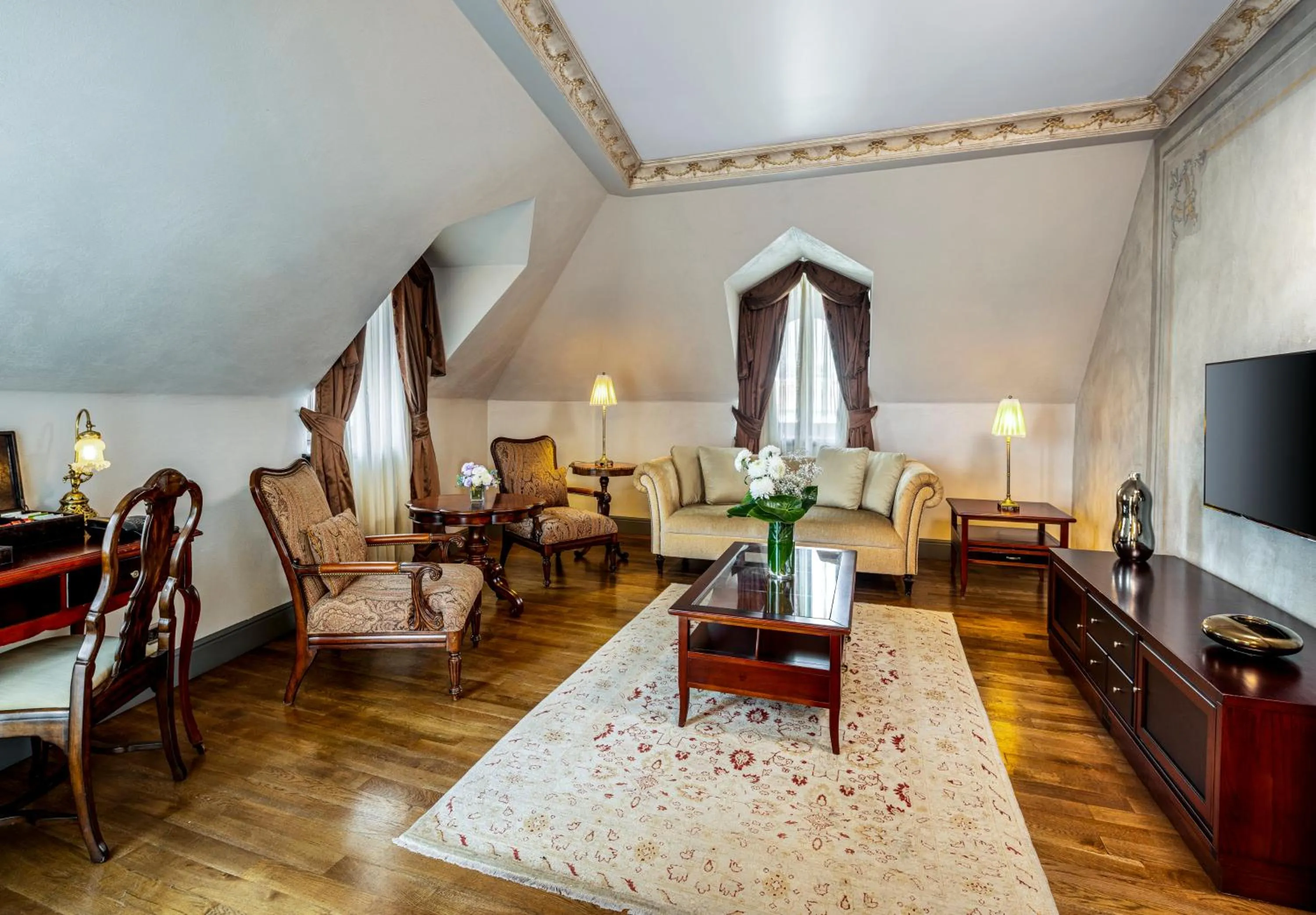 Seating area in Palazzo Donizetti Hotel - Special Class