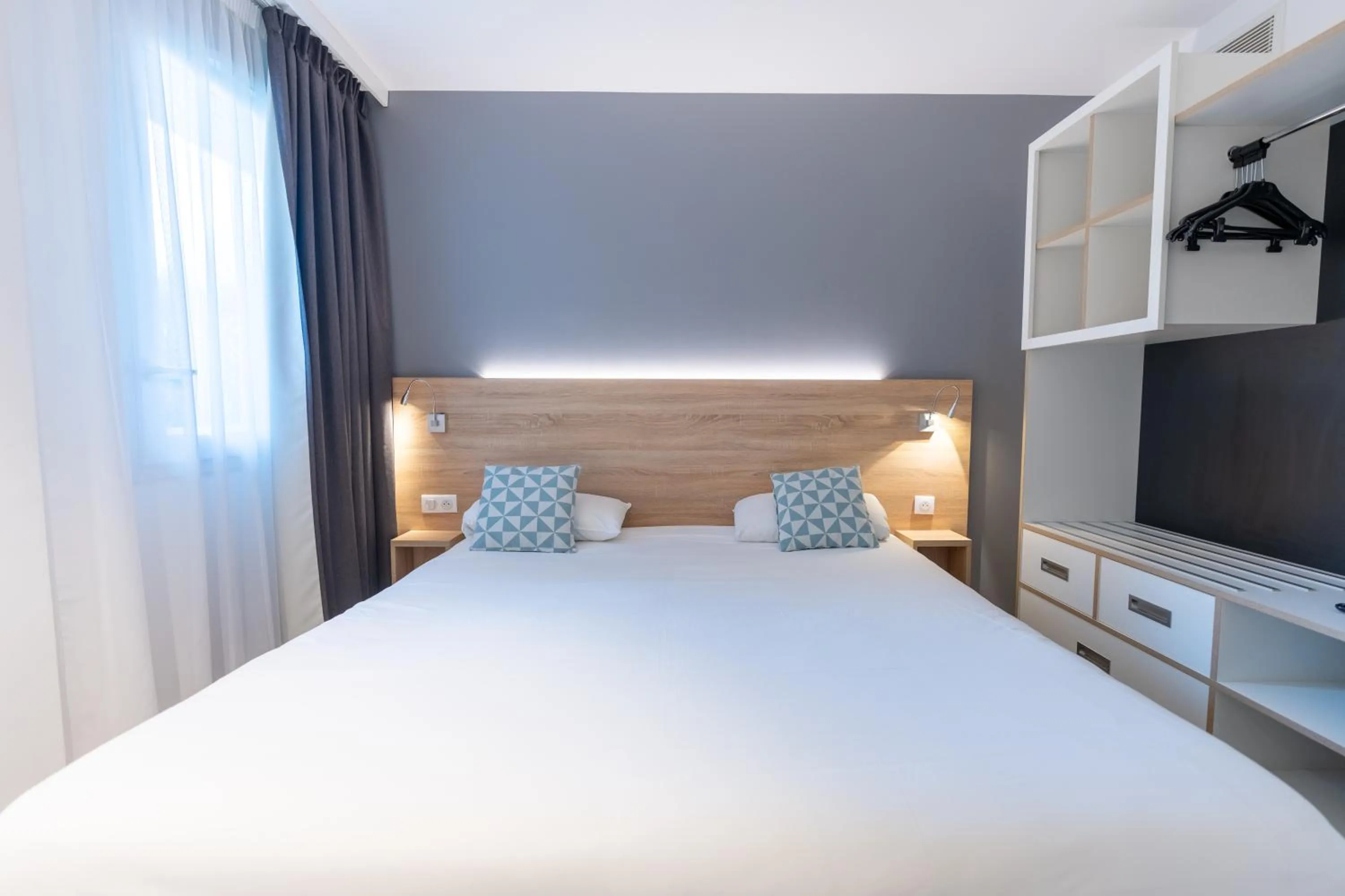 Bed in Kyriad Résidence Cabriès - Plan de Campagne