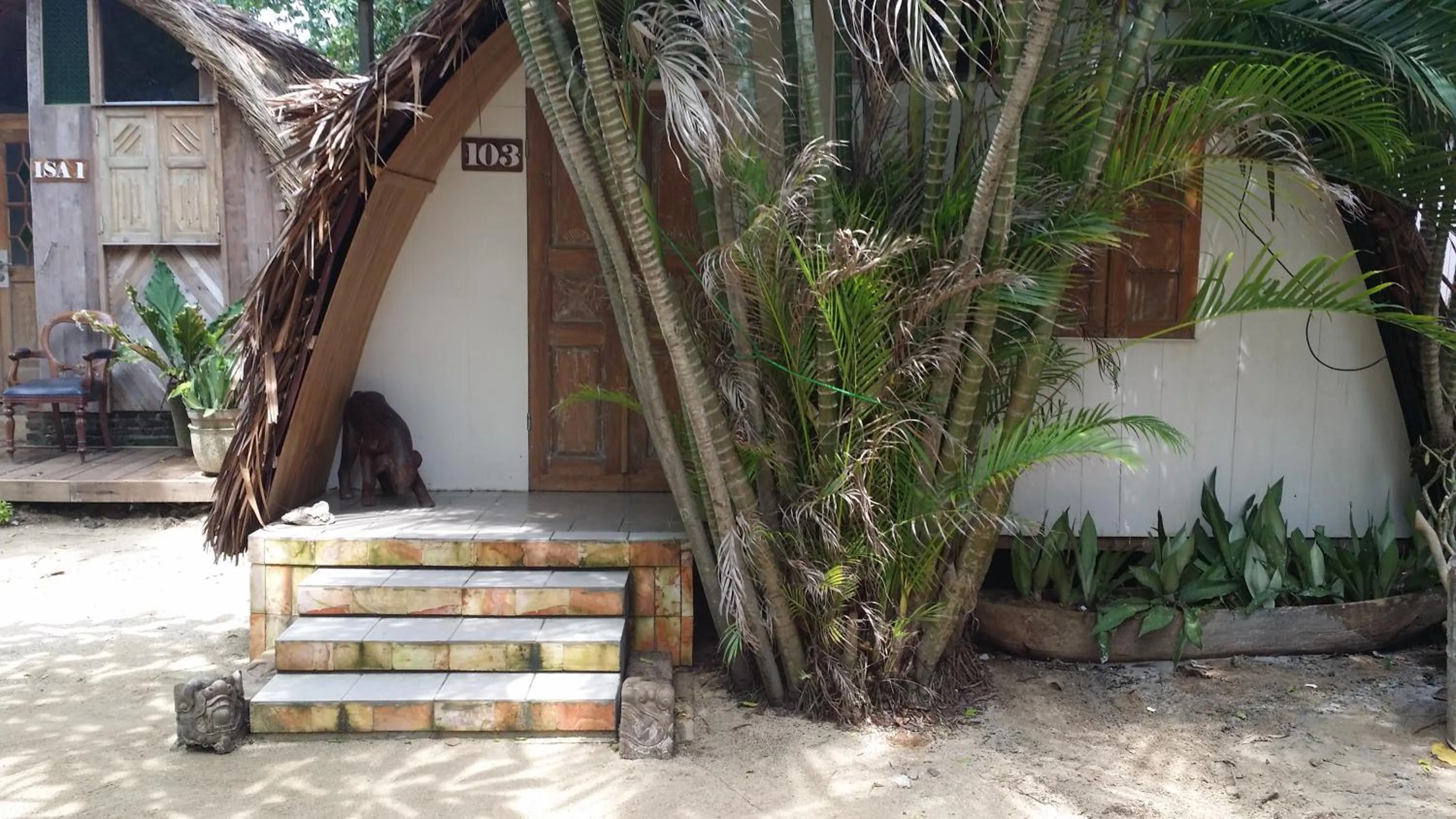 Villa Isabella Putri B&B