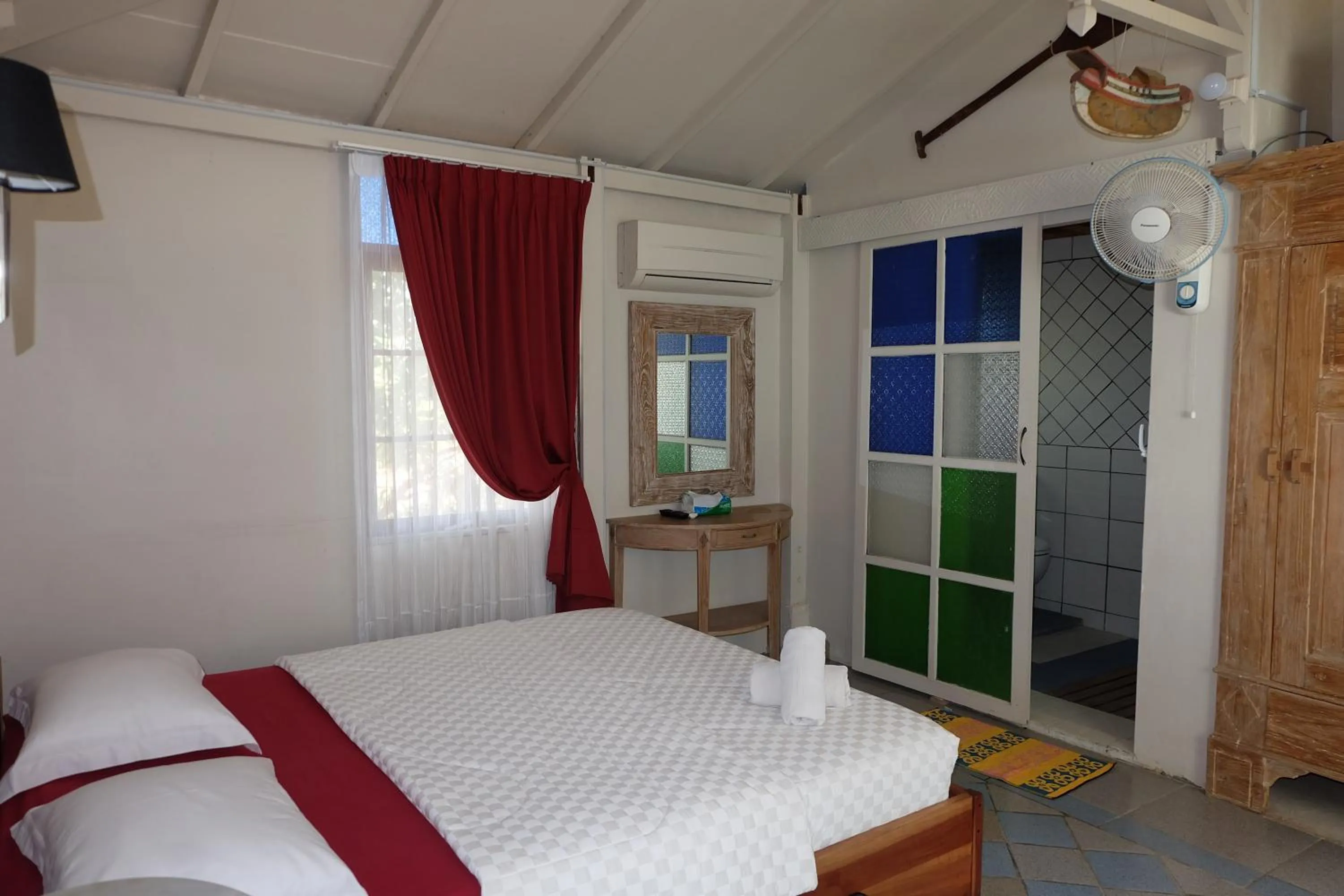 Bed in Villa Isabella Putri B&B