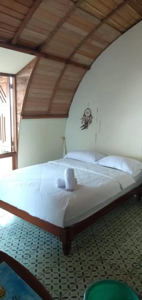 Bed in Villa Isabella Putri B&B
