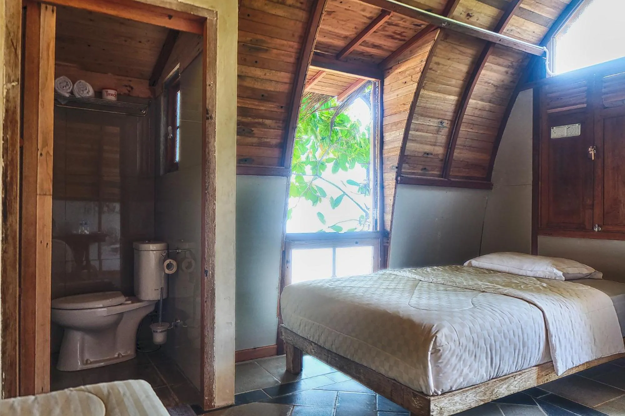 Bed in Villa Isabella Putri B&B