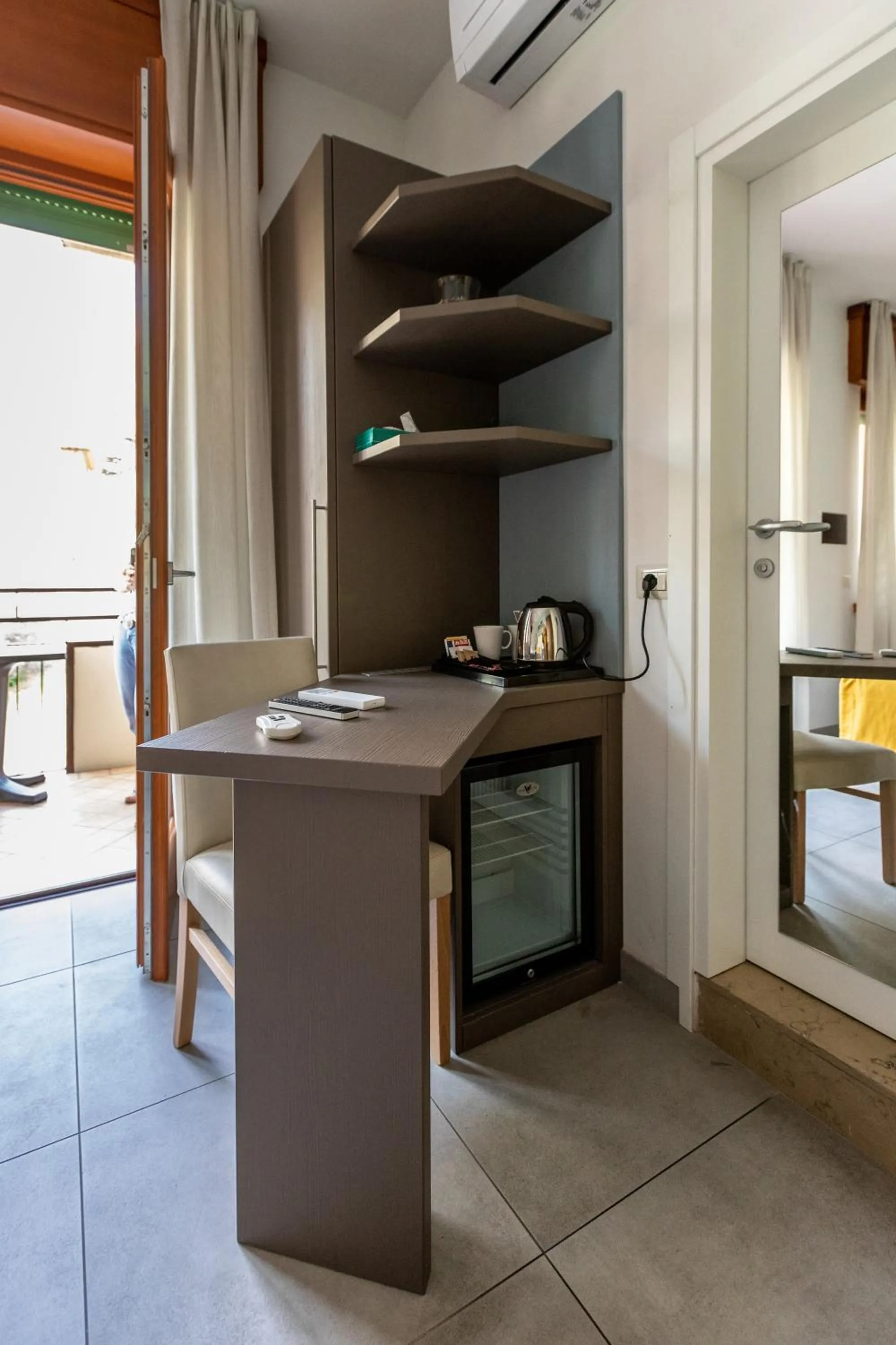 Bedroom in Hotel Limone