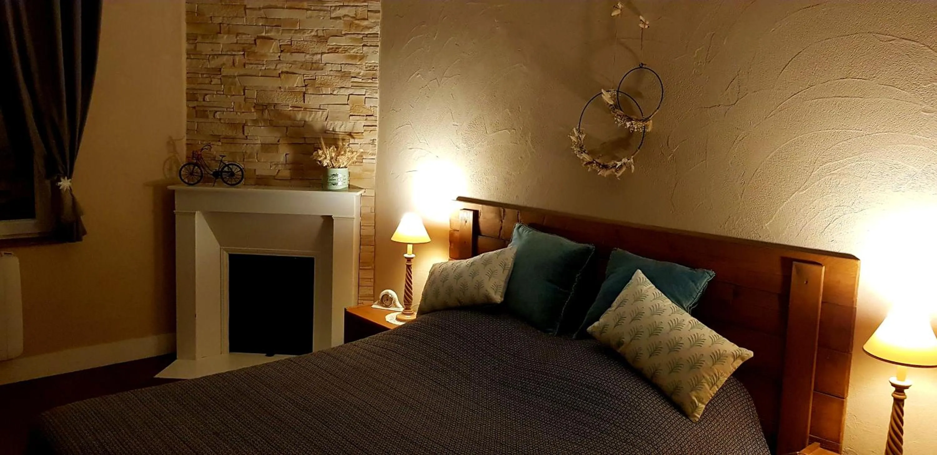 Bedroom in Le Panoramique Auvers