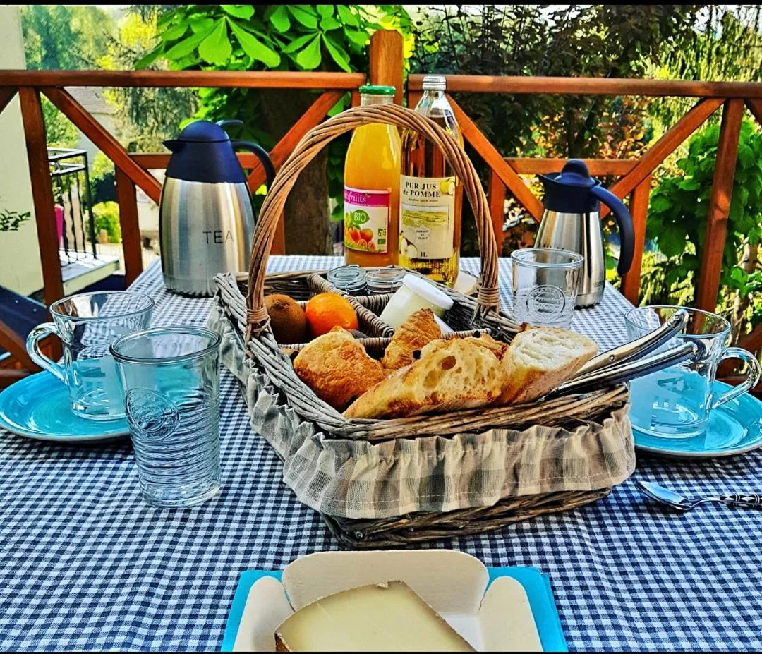 Breakfast in Le Panoramique Auvers