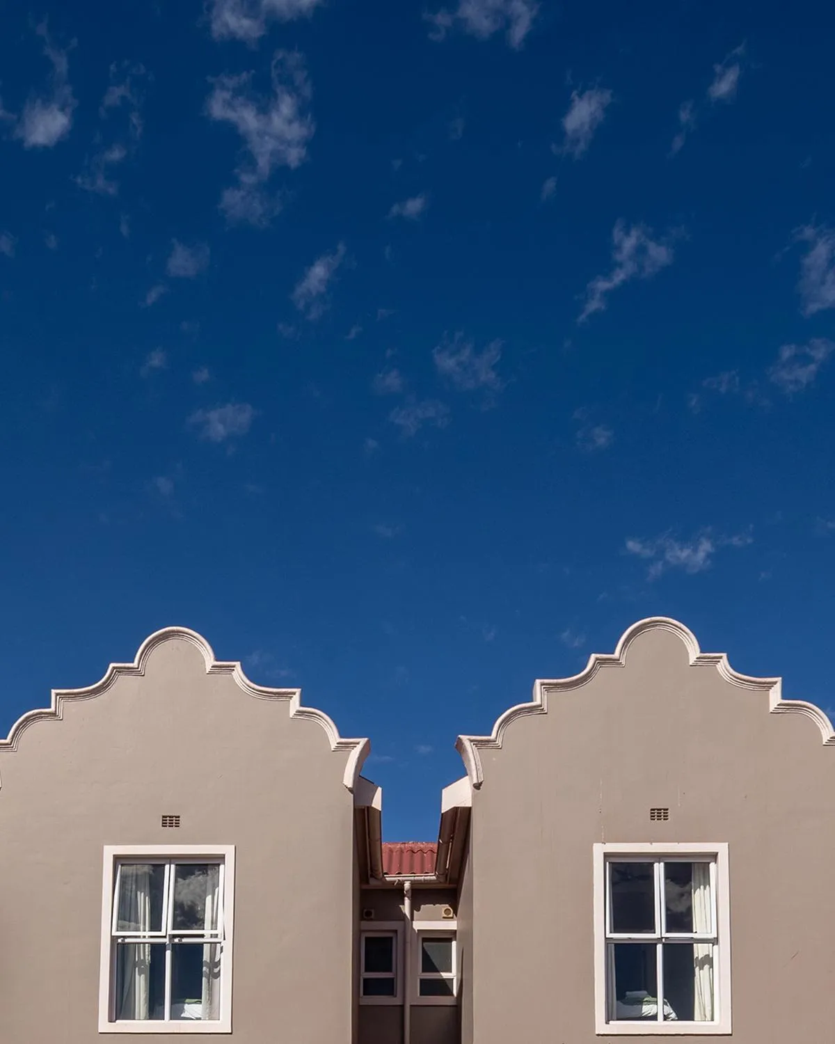 Property building in Blue Bay Lodge
