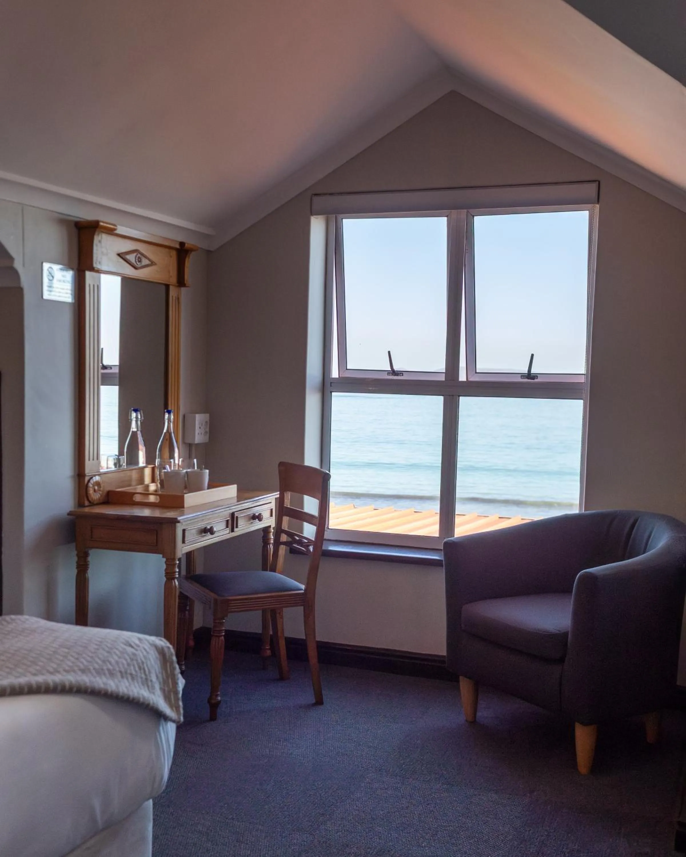 Spring in Blue Bay Lodge