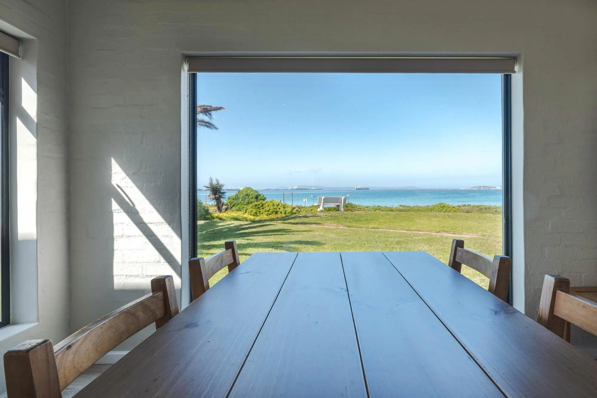 Day in Blue Bay Lodge