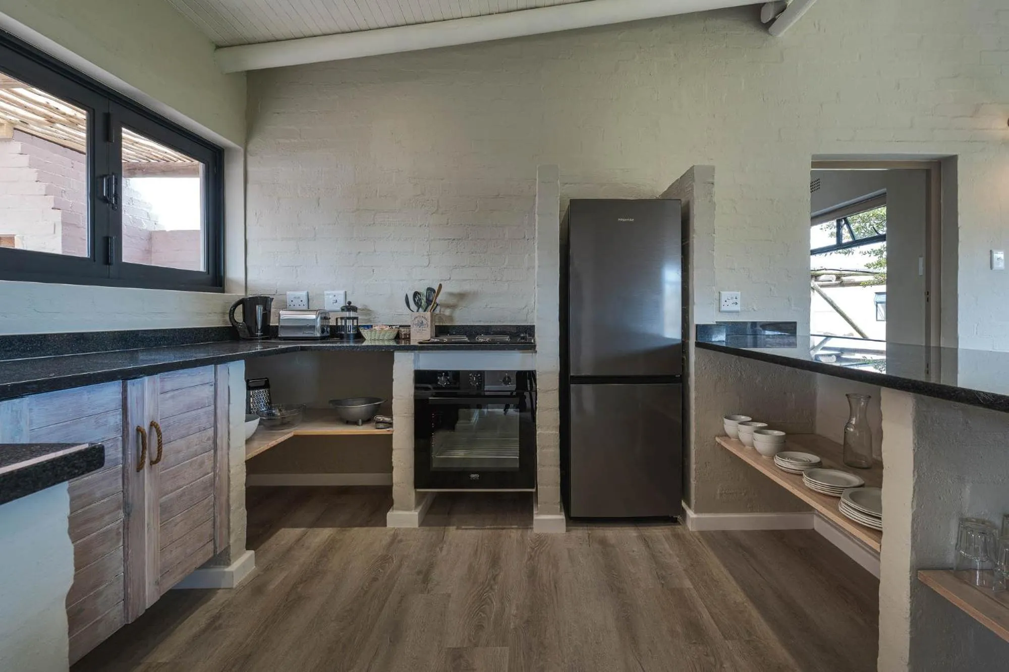 Kitchen or kitchenette in Blue Bay Lodge