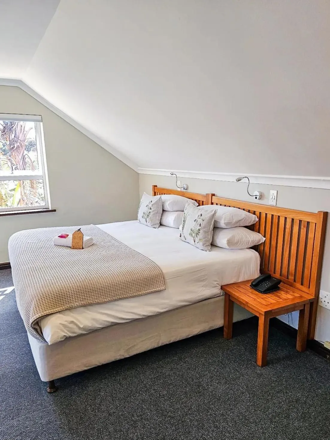 Bed in Blue Bay Lodge