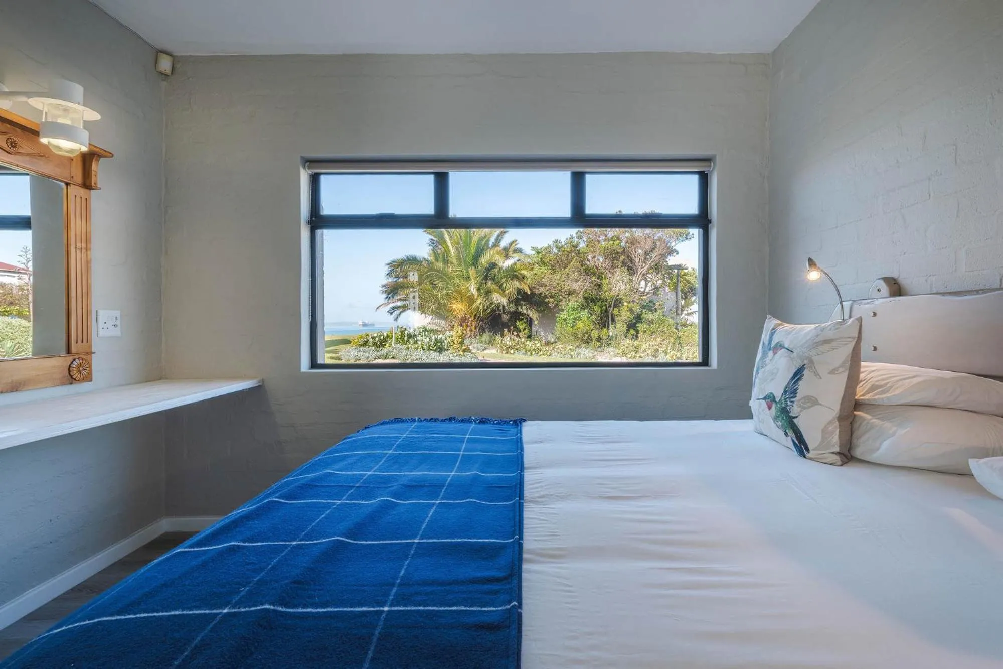 Bed in Blue Bay Lodge