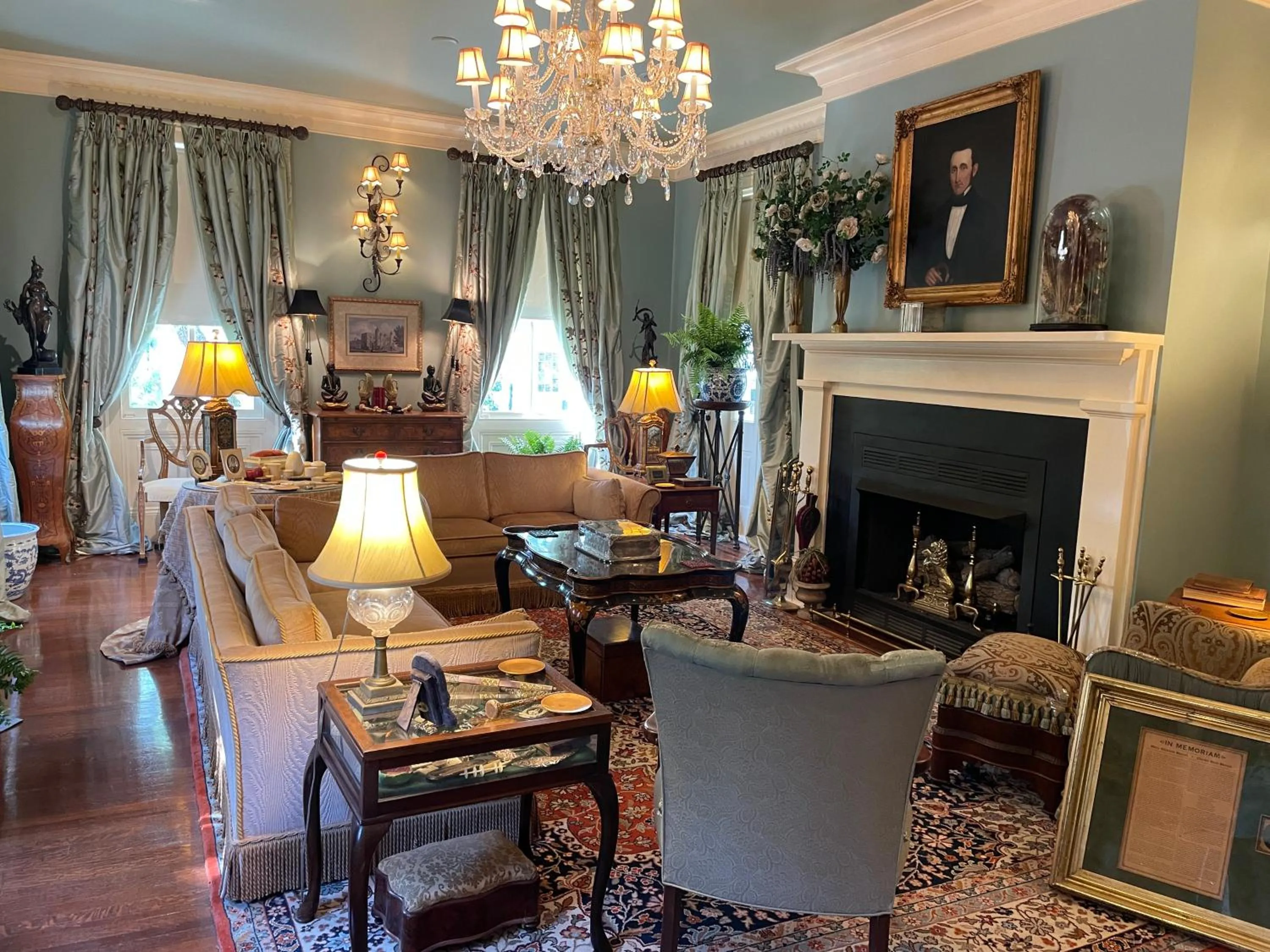 Living room in 22 Charlotte