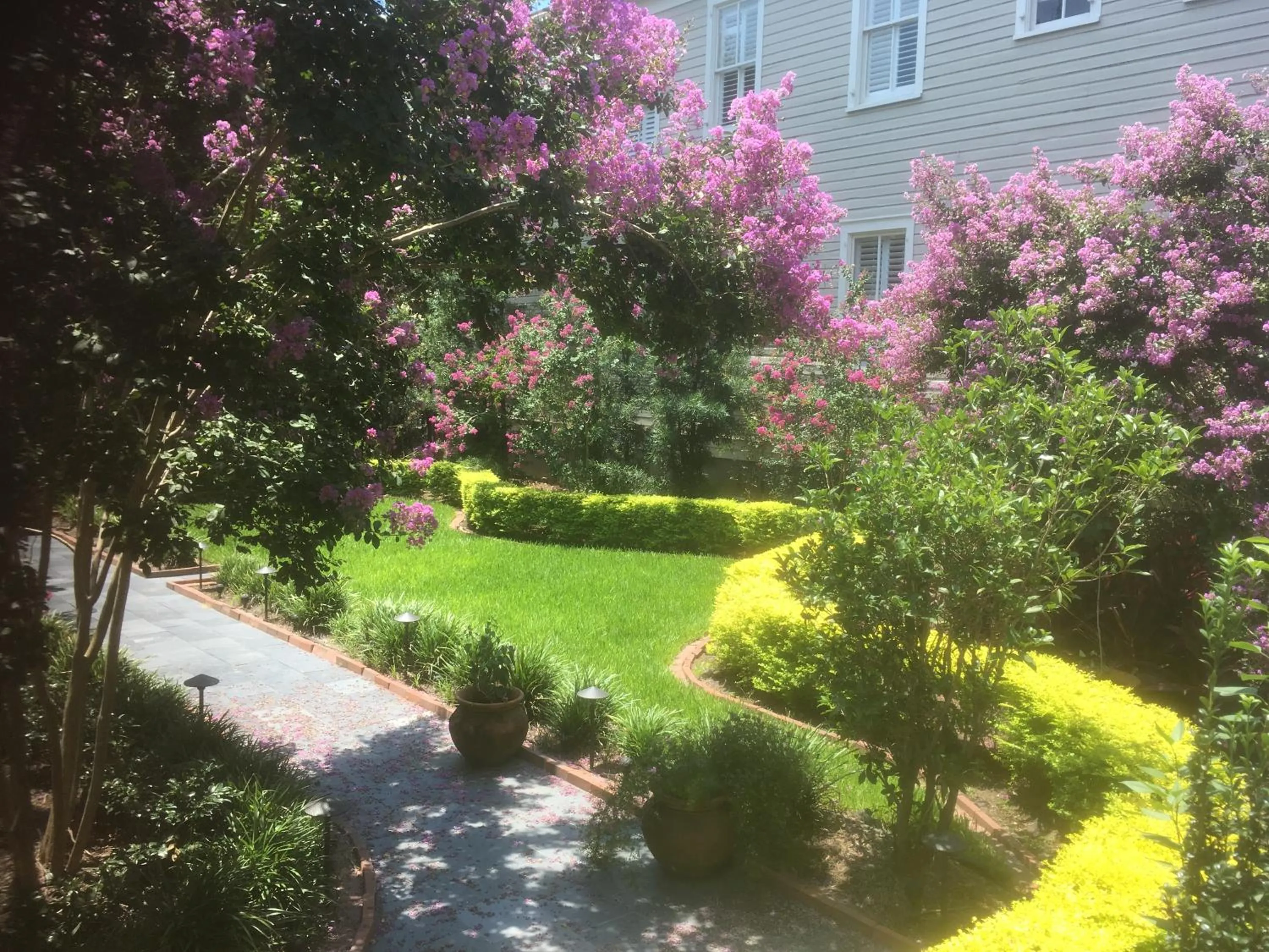 Decorative detail in 22 Charlotte